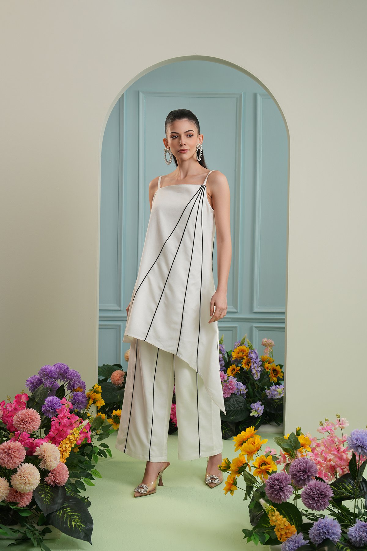 Off-White Wide-Leg Striped Trousers with Elastic Waist