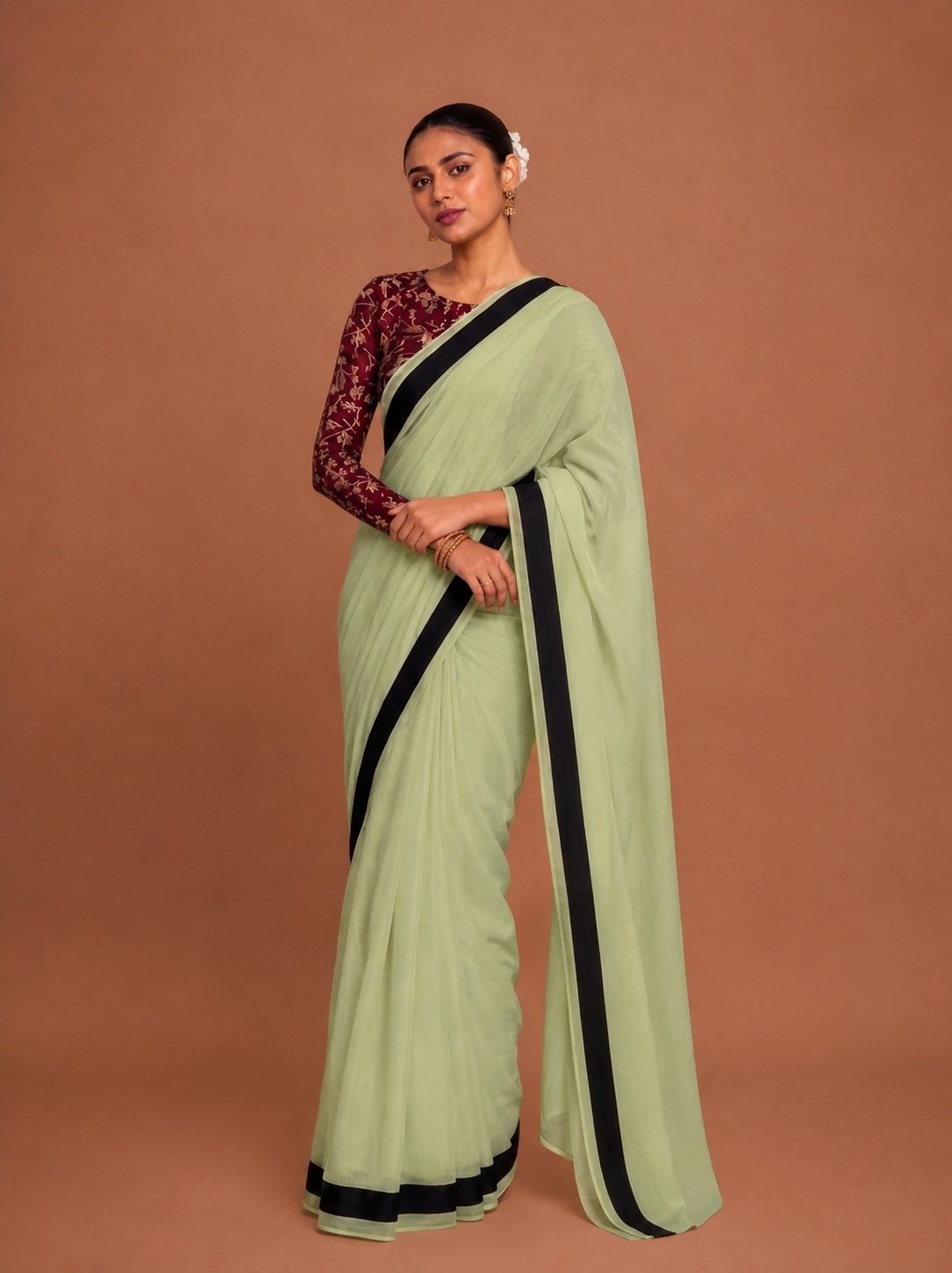 Nainika Saree