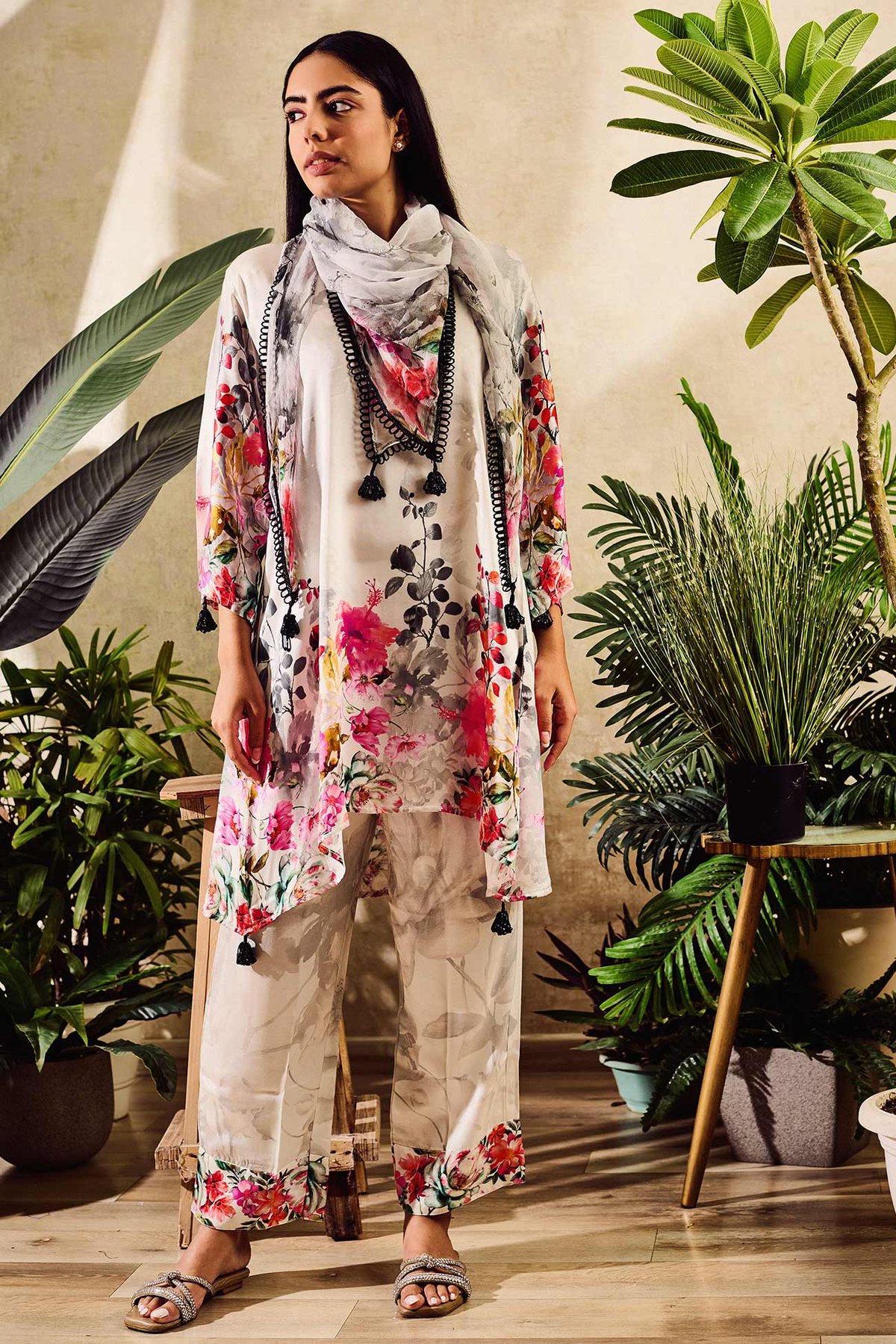 Cupro Satin Print Hibiscus Garden Notched Collar Kurta Pant Set