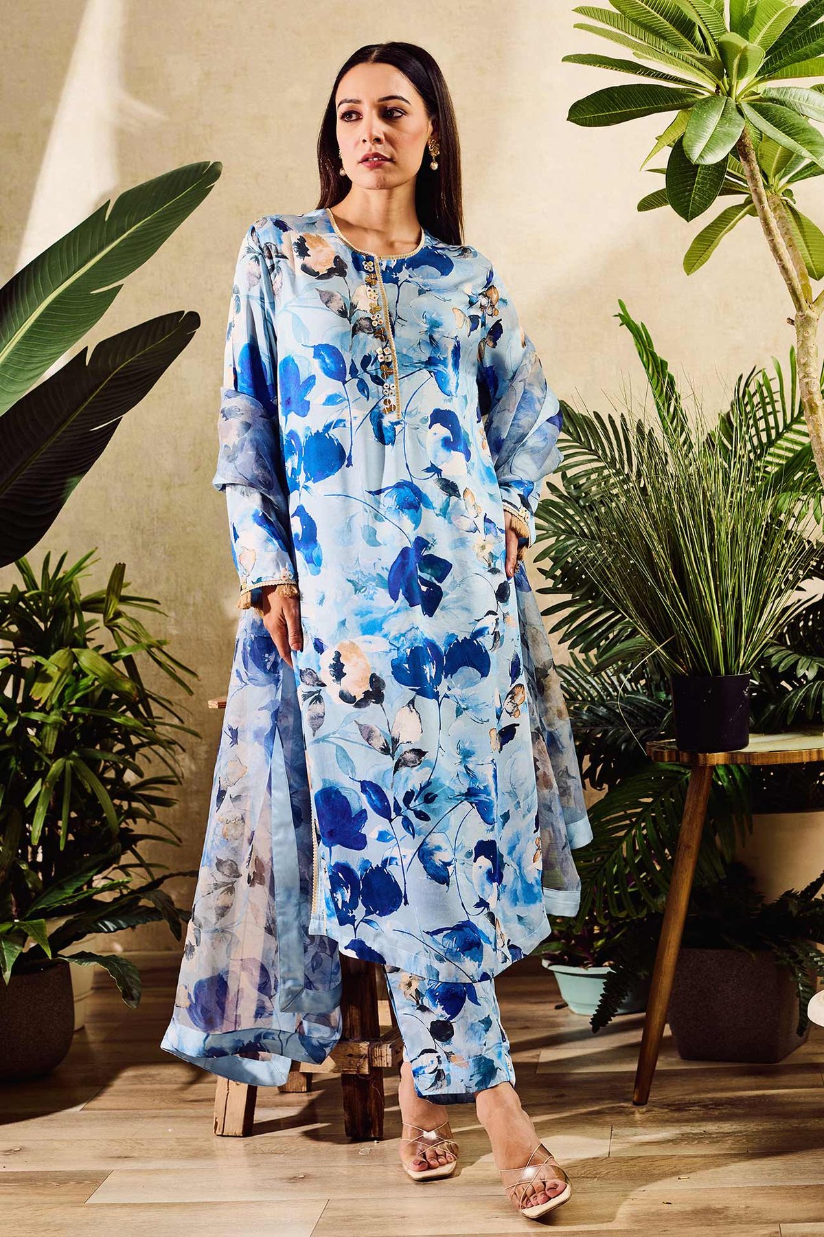 Cupro Satin Print Floral Round Watercolor Flower Kurta And Pant Set
