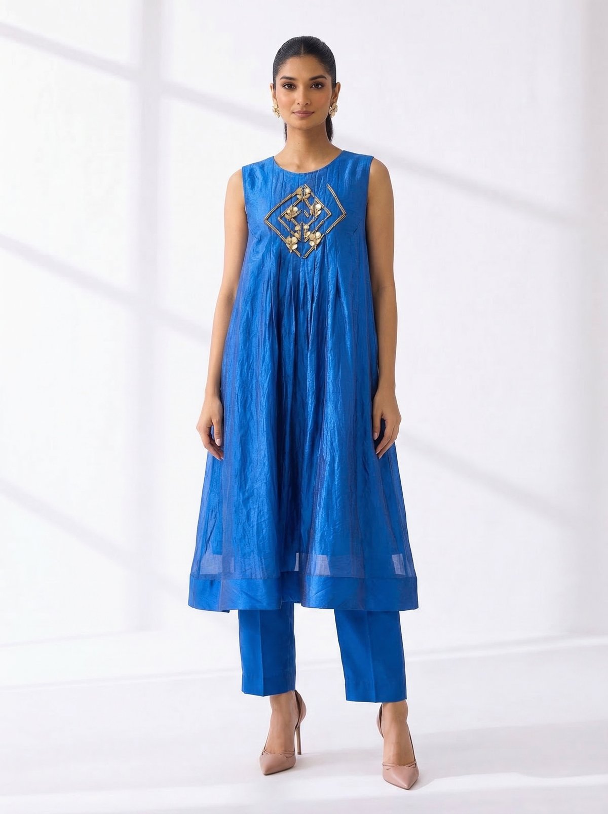 Zoya Pleated Kurta With Pants