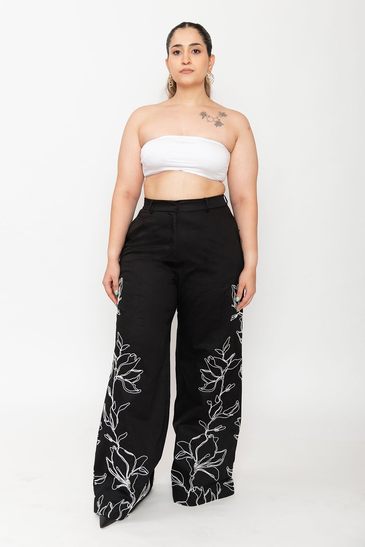 Black Mid-Rise Wide-Leg Trousers with Floral Embroidery