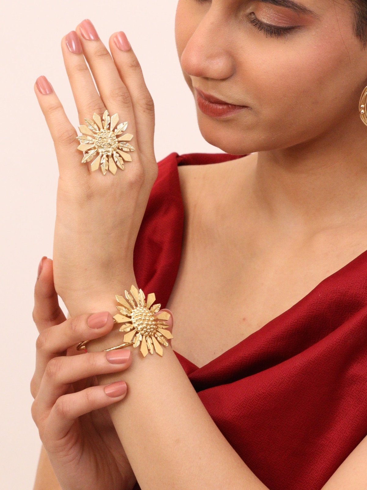 Aroosha Bracelet for Women 18K Gold Plated