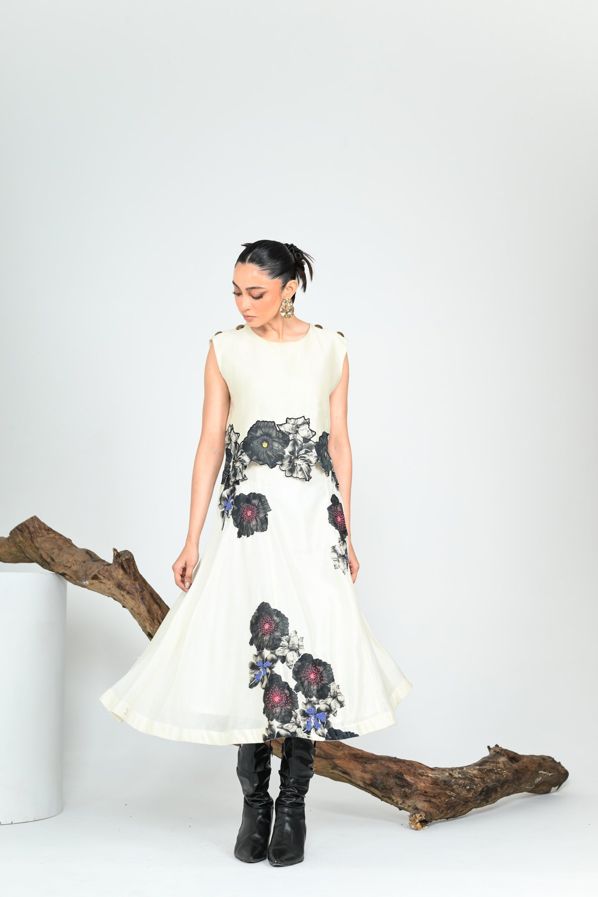 Anthracite Blossom Skirt Set