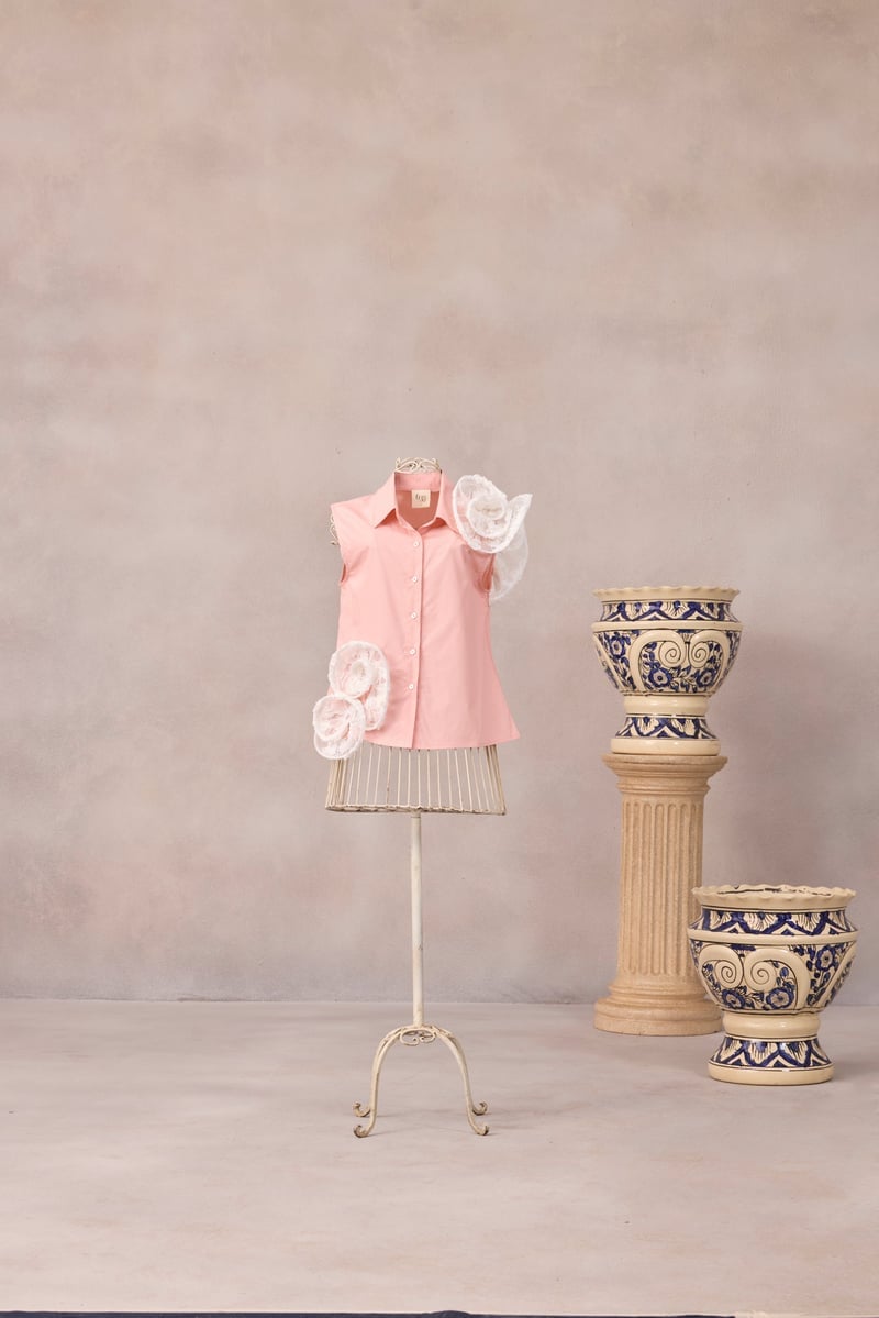 Sunset Pink Sleeveless Collared Poplin Shirt with 3D Detail