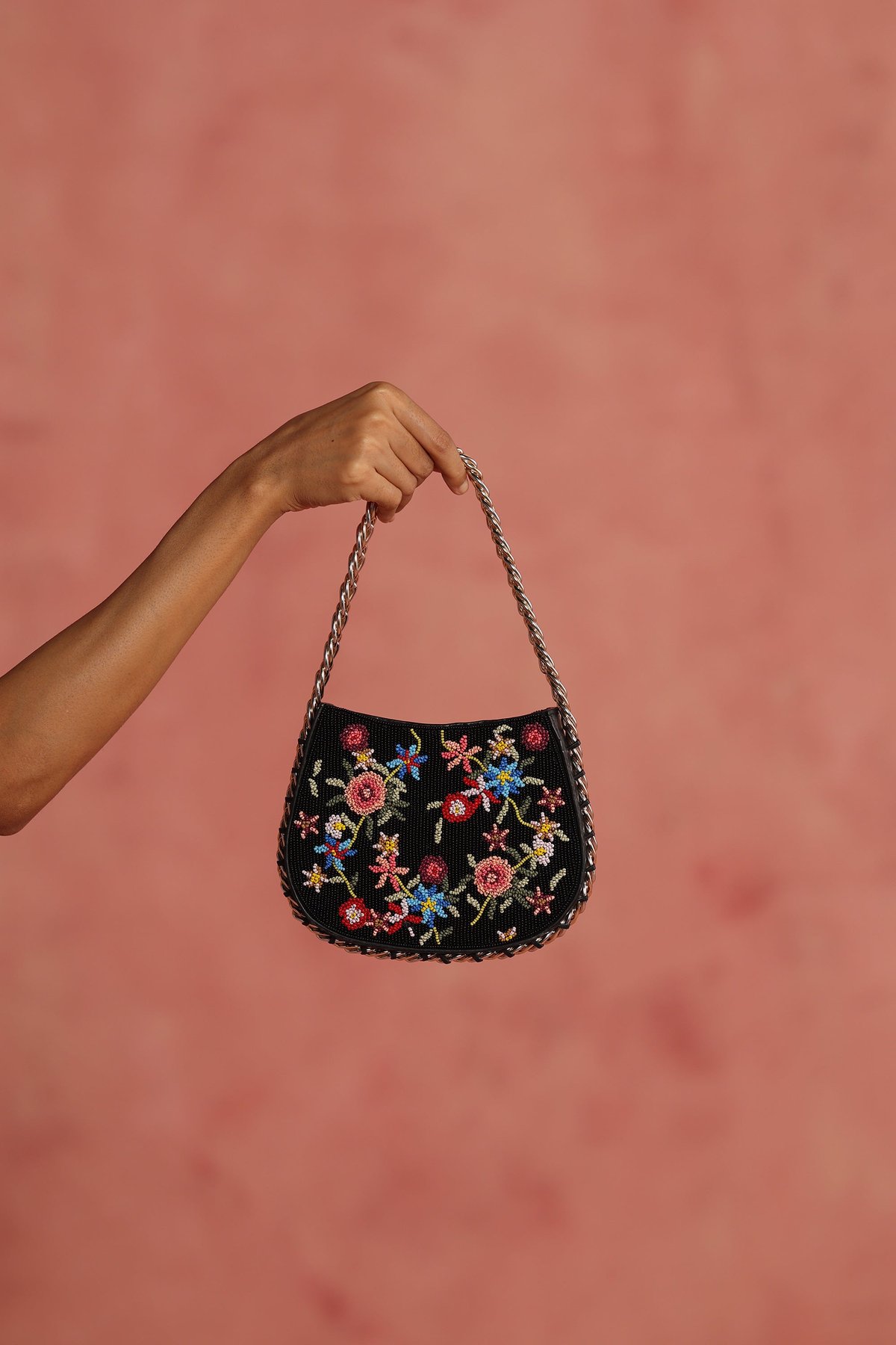 Willow Handheld Bag