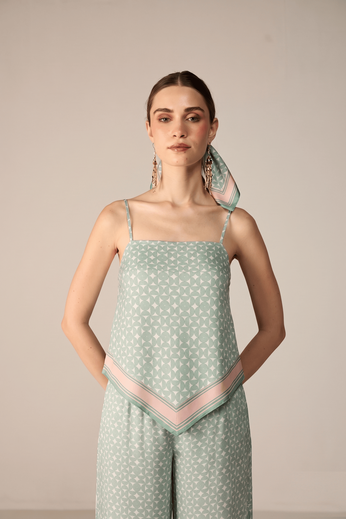 Yuna Top