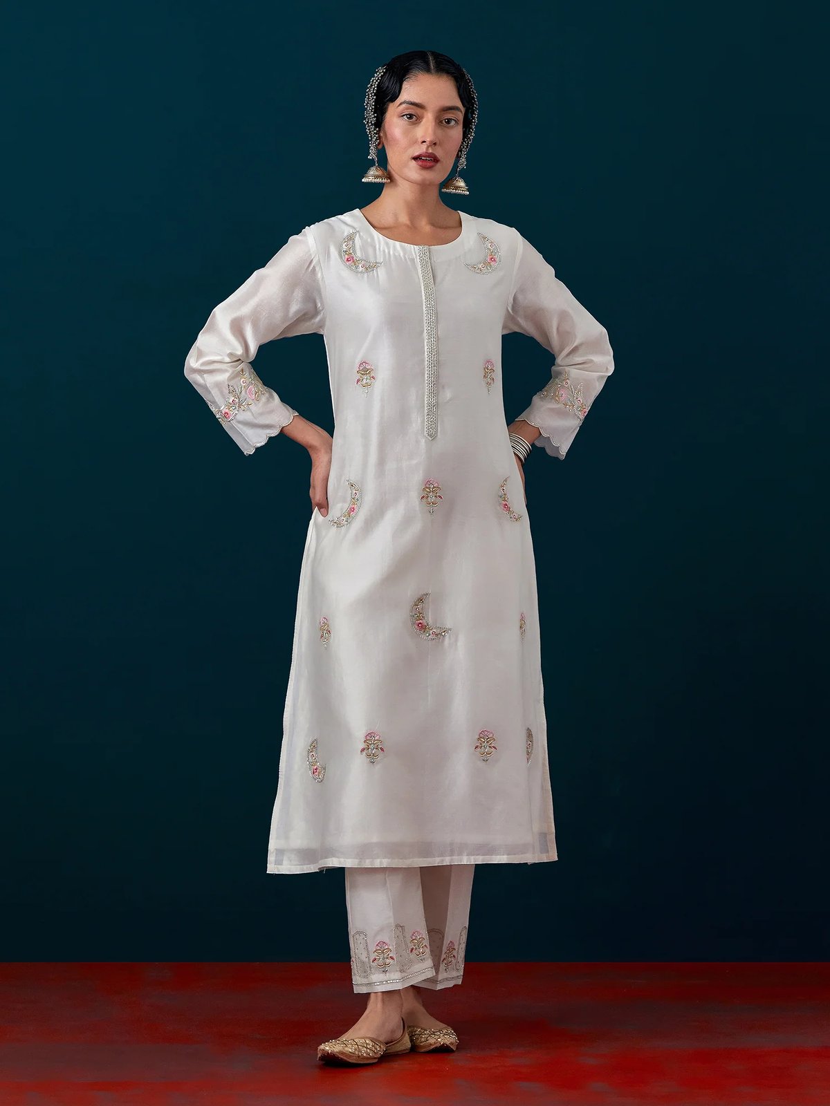 Off-White Silk Chanderi Embroidered Placket Kurta