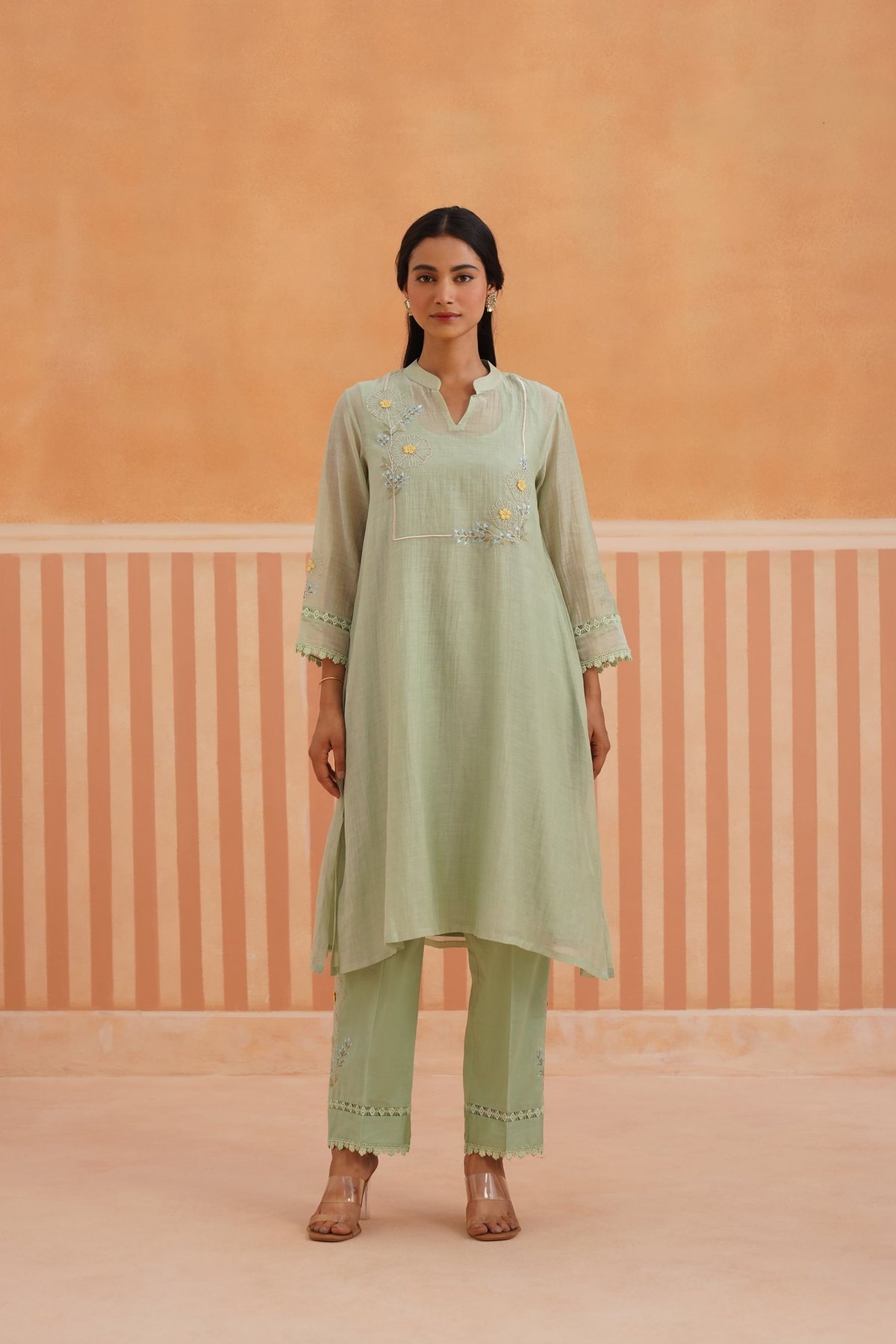 Tunic set with Dori Florals Embroidery