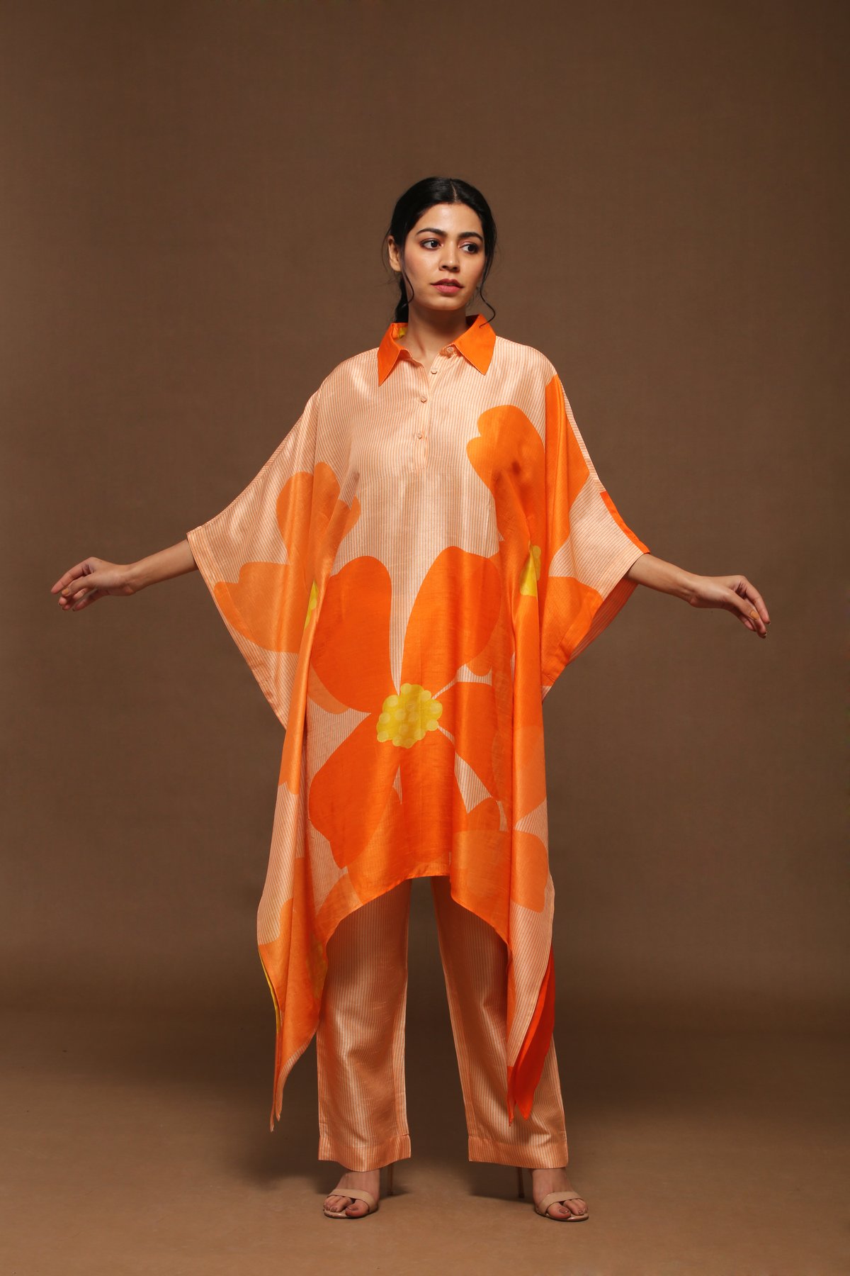 Kaftaan And Parallels With Fusion Textile
