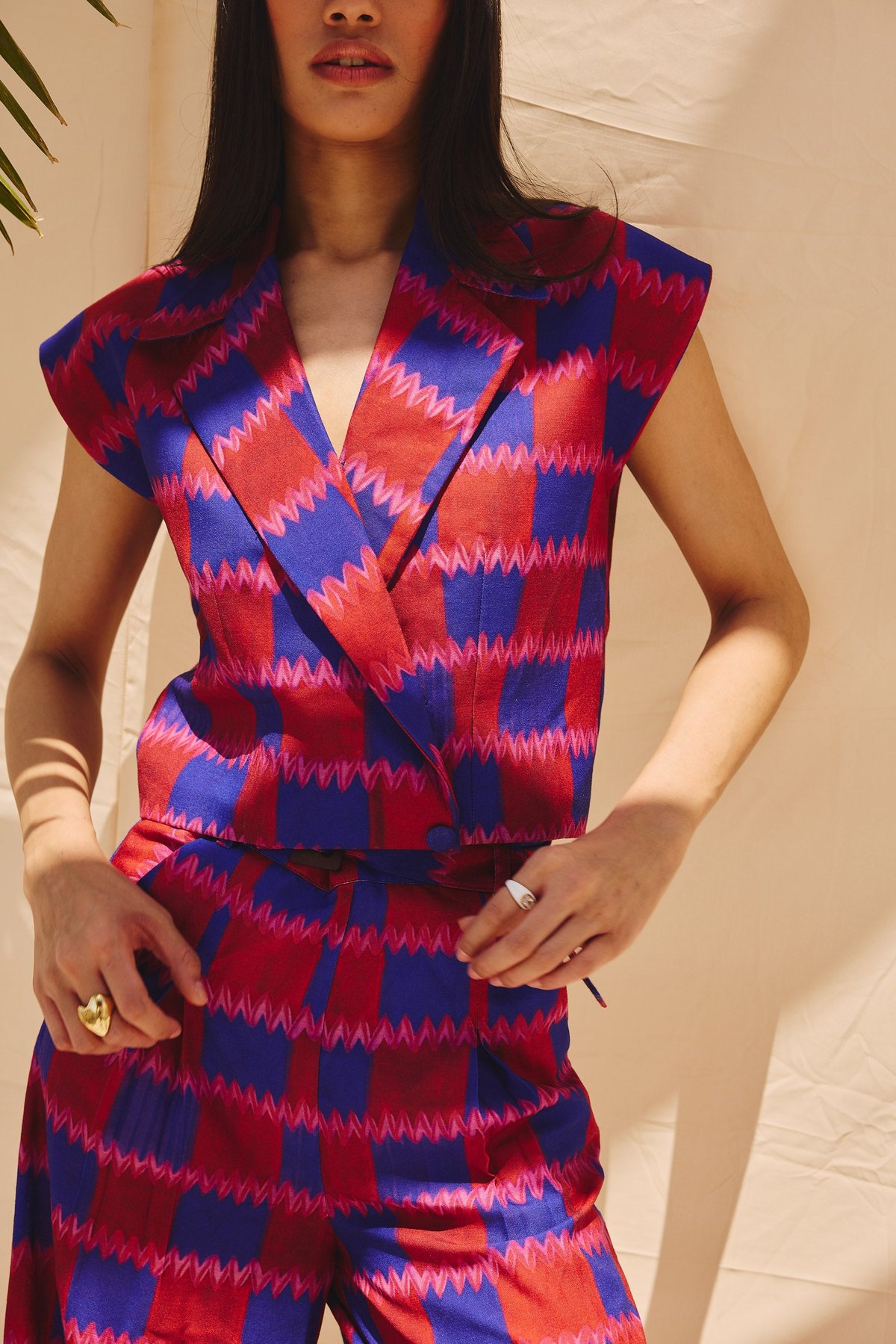 Multicolour Printed Tailored Vest with Lapel Collar