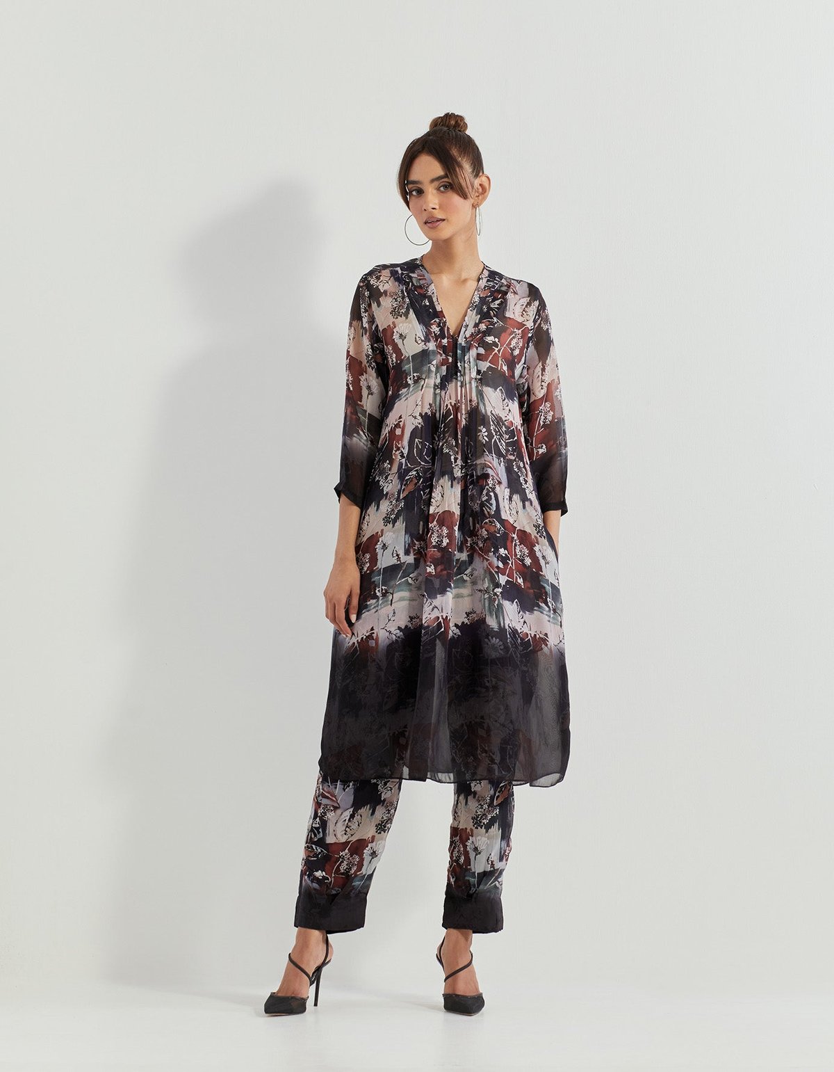 Black Abstract Print Georgette Kurta Set with Pants