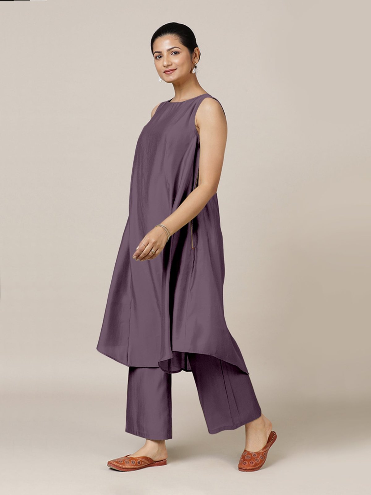 Anoki Rozaana Kurta