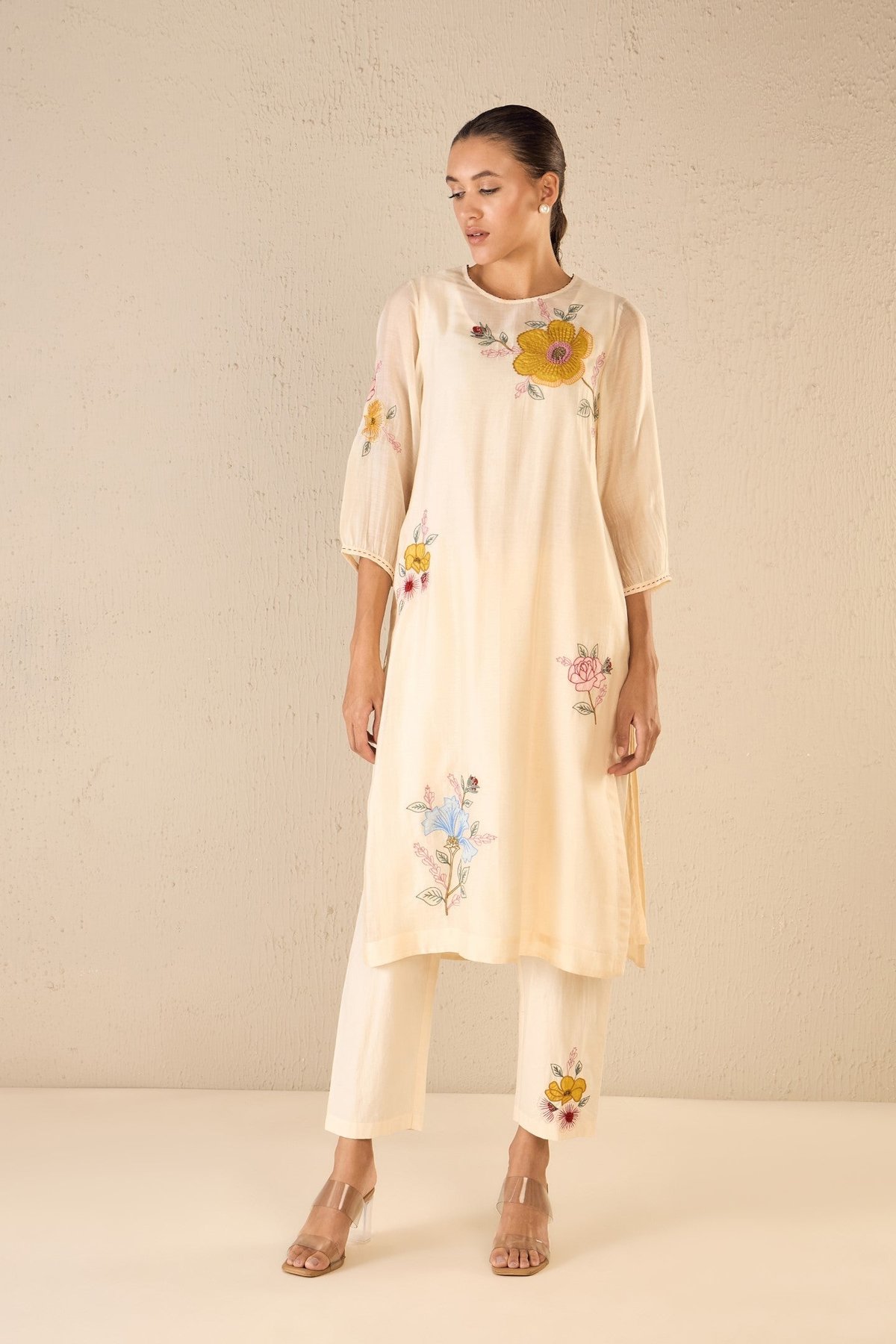 Petal Patch: Ivory Floral Applique Kurta