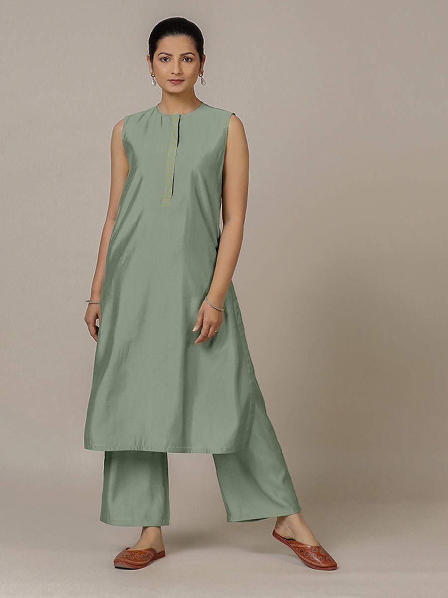 Adah Rozaana Kurta