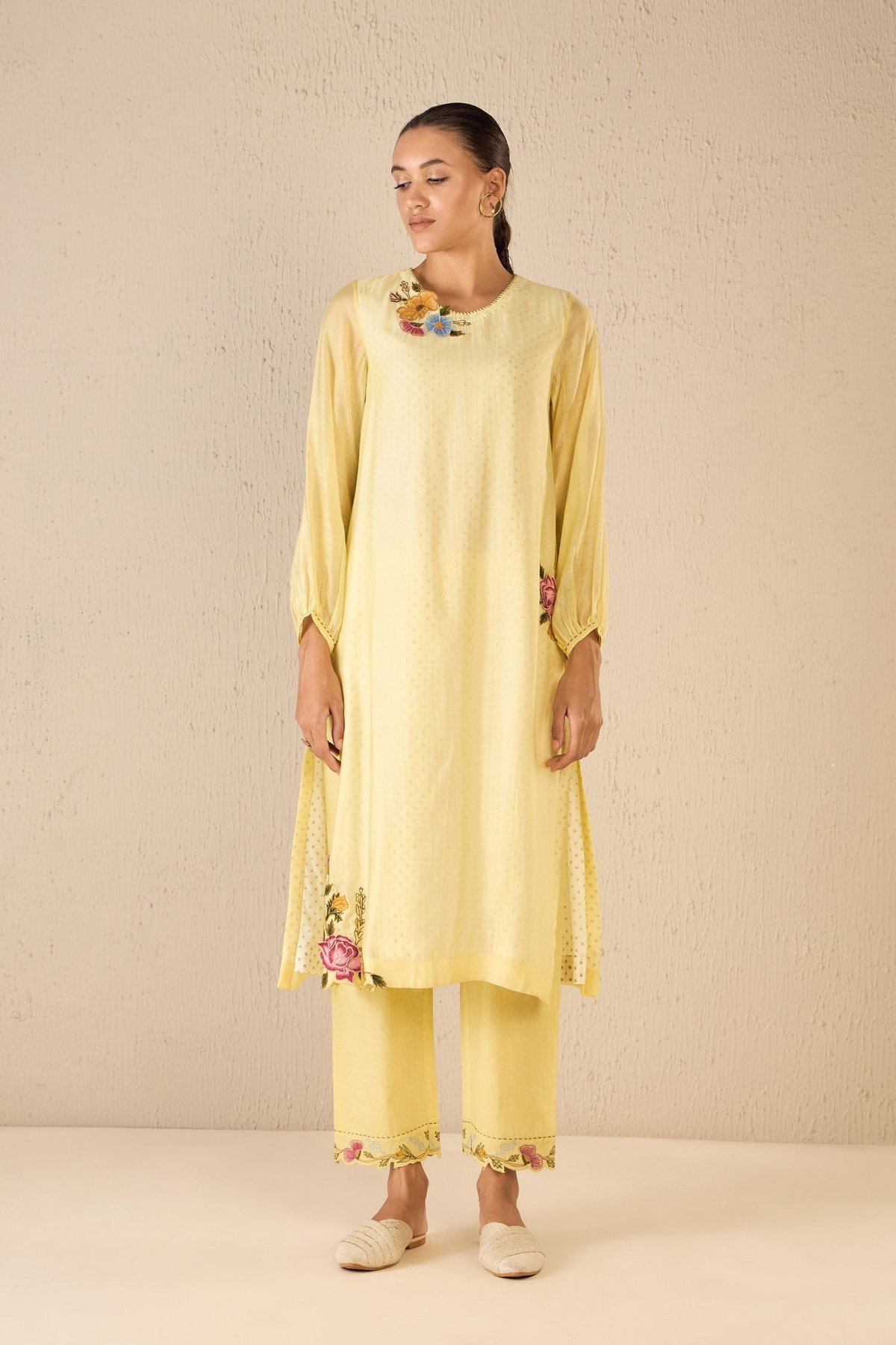 Garden Glory: Yellow Applique Floral Bunch Kurta