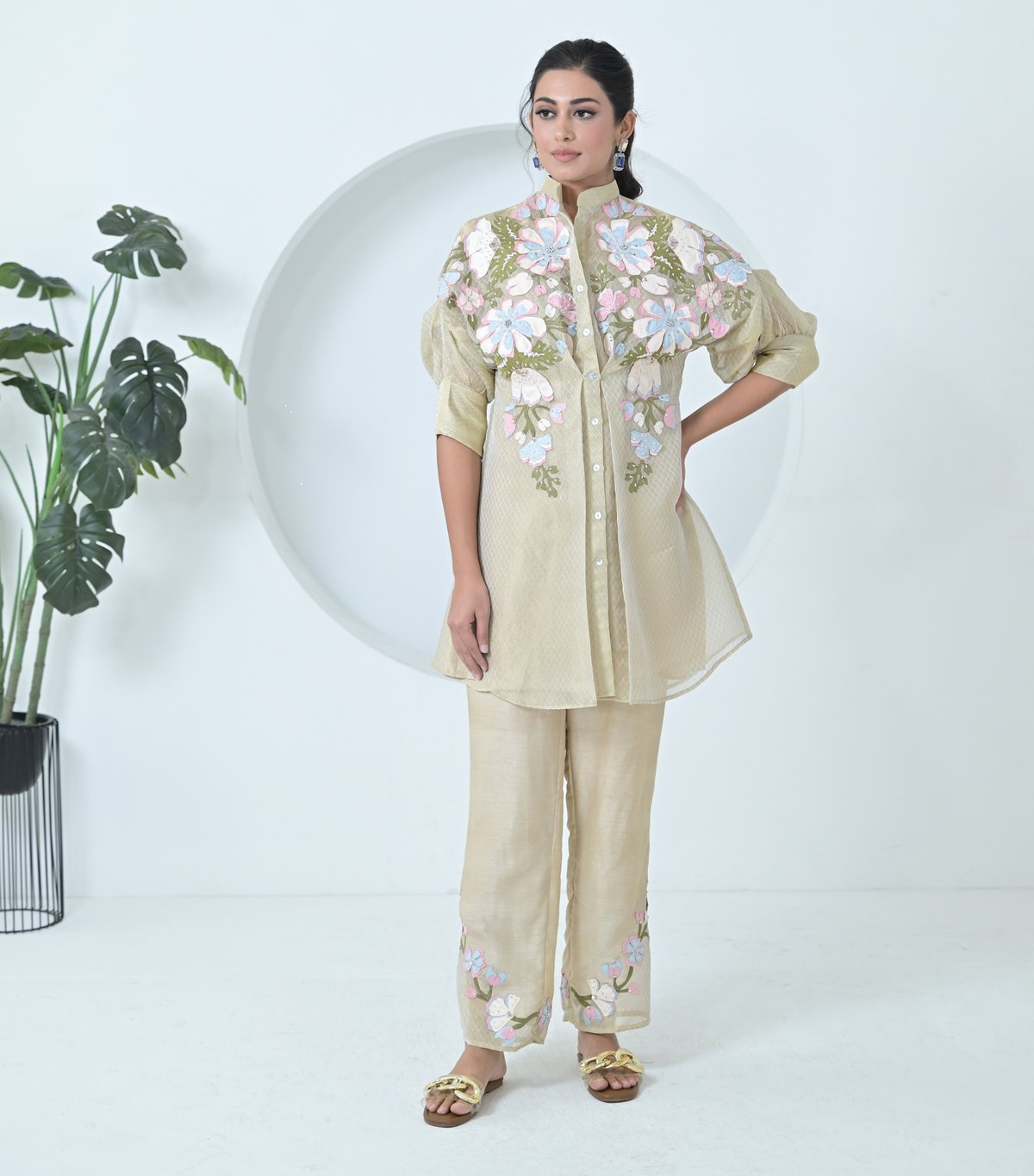 Big Khushboo Textured Organza Long Tunic Set