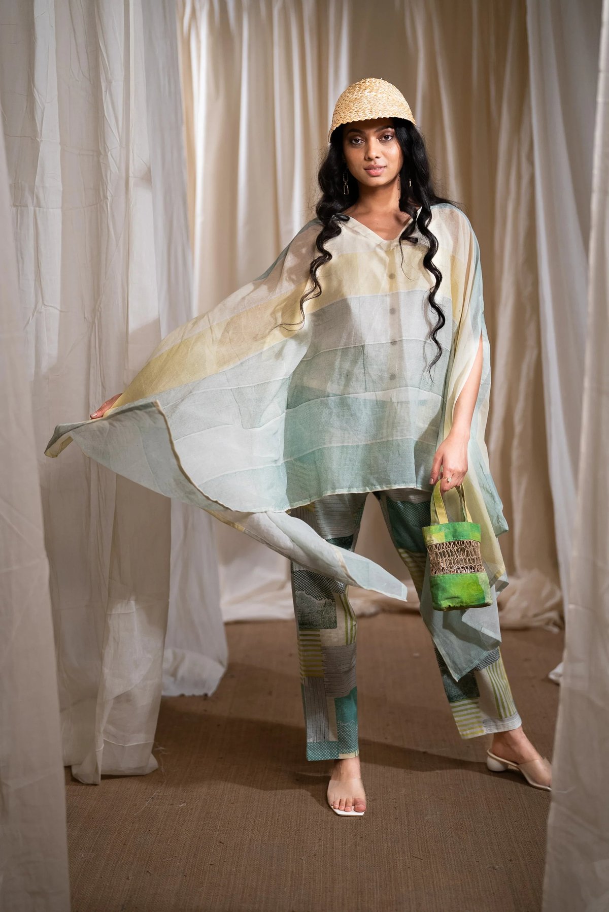 Piano Mul Kaftan With Pants And Slip (Set Of 3)