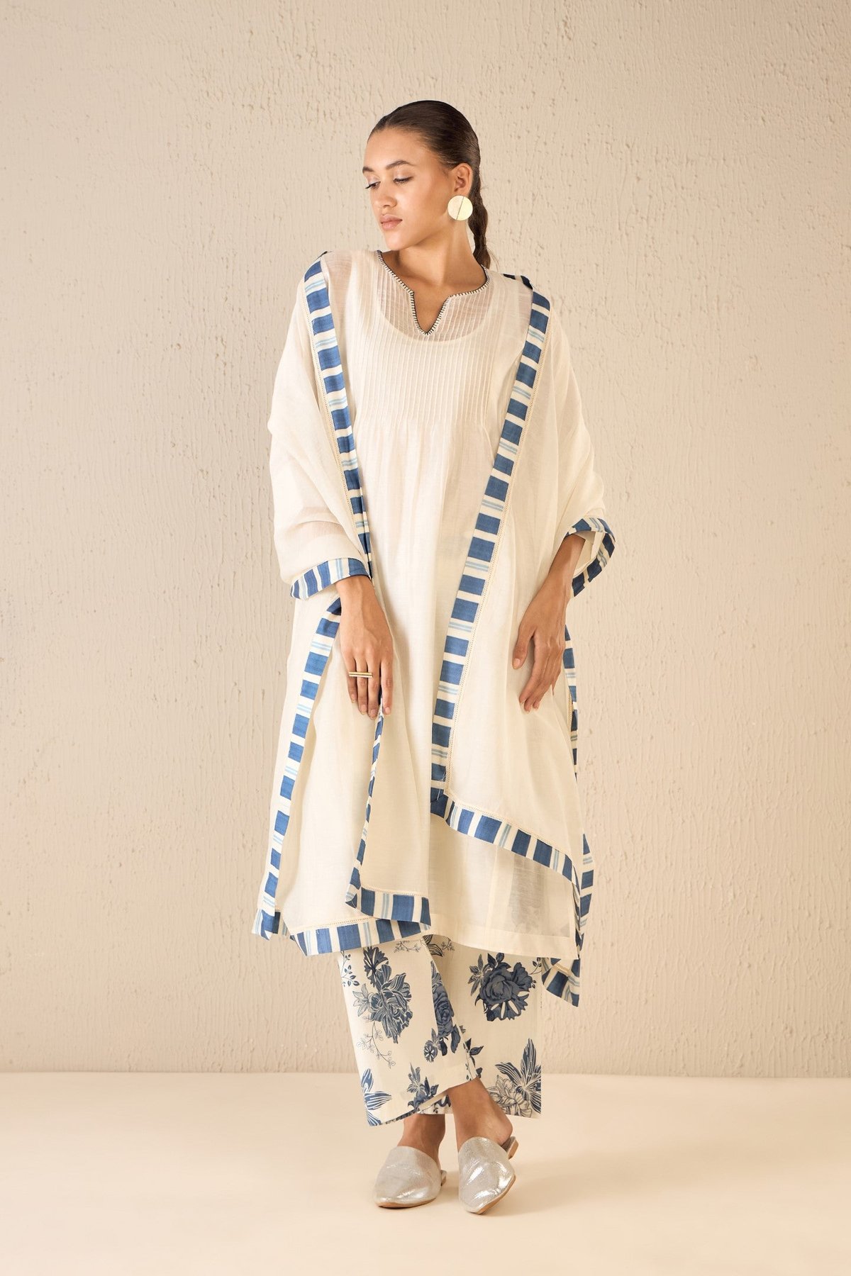 Meadow Stripes: Blue Stripe Border Dupatta