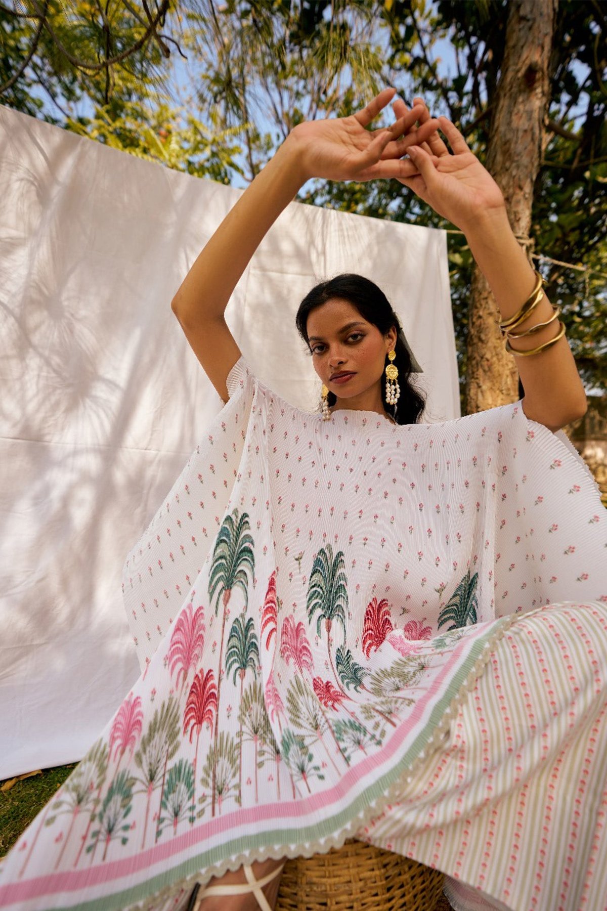 Ivory Pleated Printed Kimono Cape
