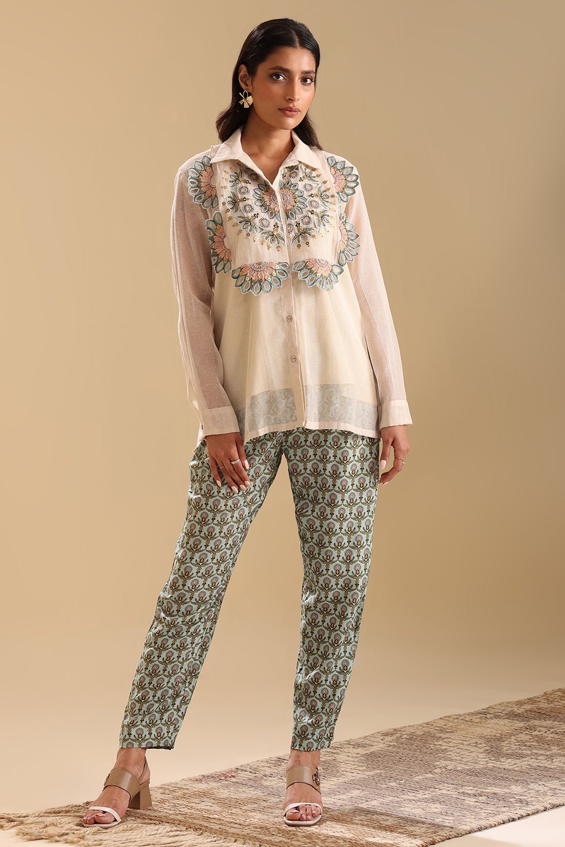 Earaya Applique Co-Ord Set.