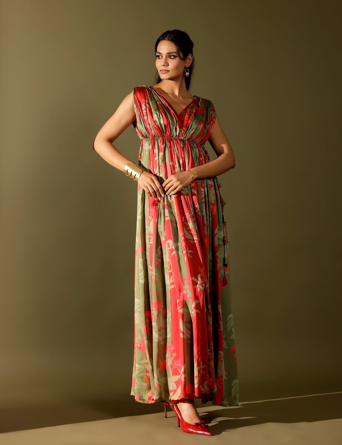 Red and Green Floral Draped Kurta Set (3-Piece)