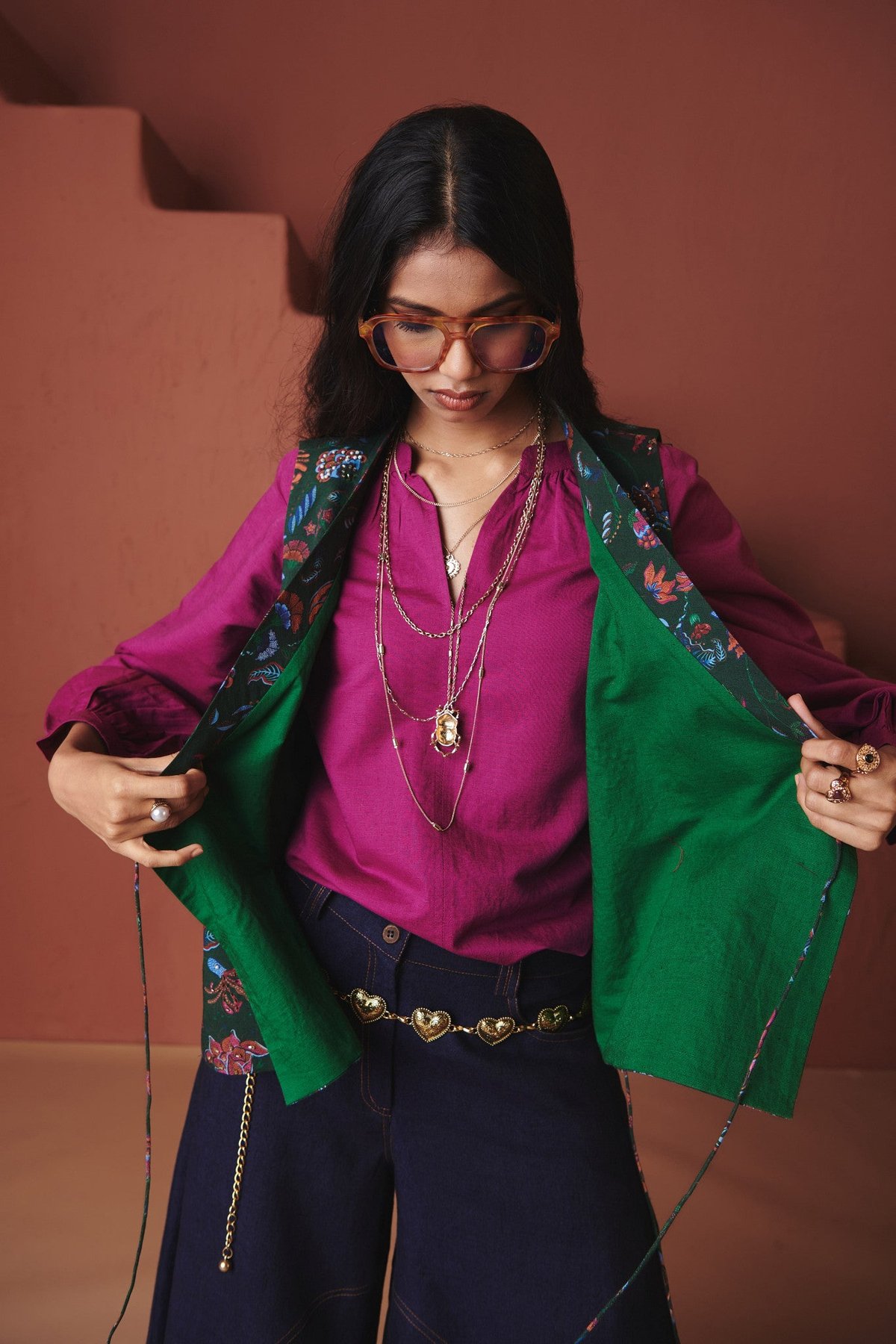 Purple Cotton-Linen Billow Top with V-Neck