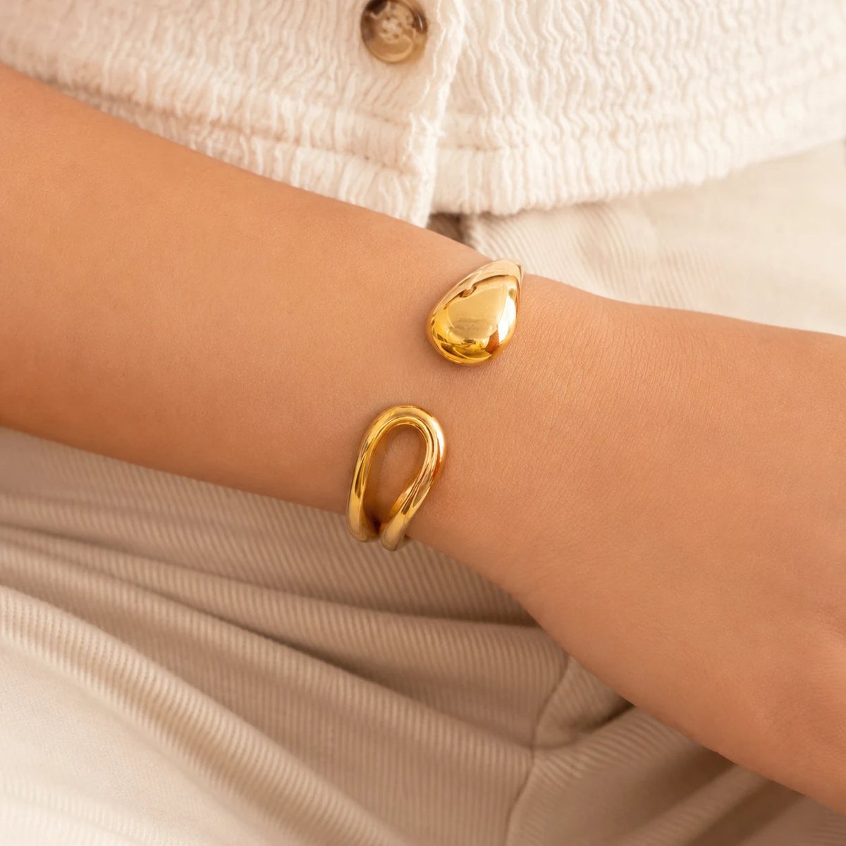 Amara Cuff