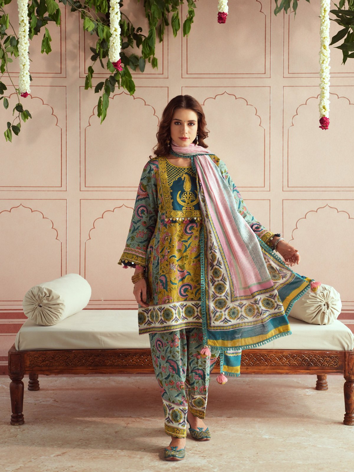 MIRA SHORT KALIDAAR KURTA WITH SALWAR AND DUPATTA