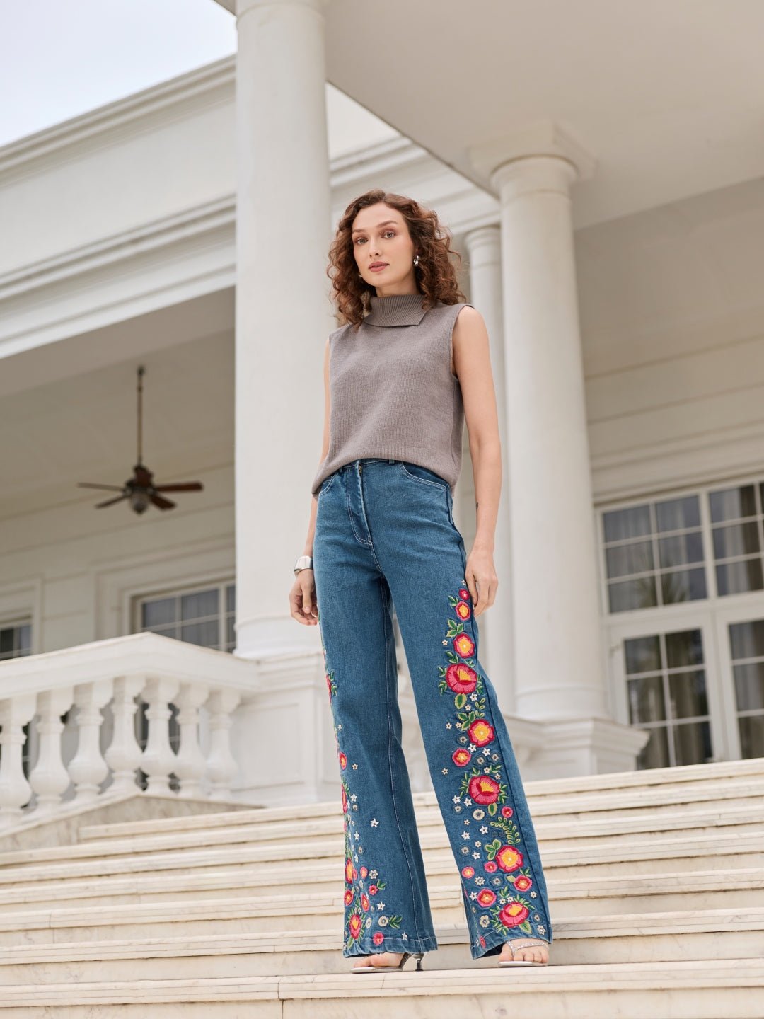 Blue High-Rise Straight-Leg Jeans with Side Floral Embroidery