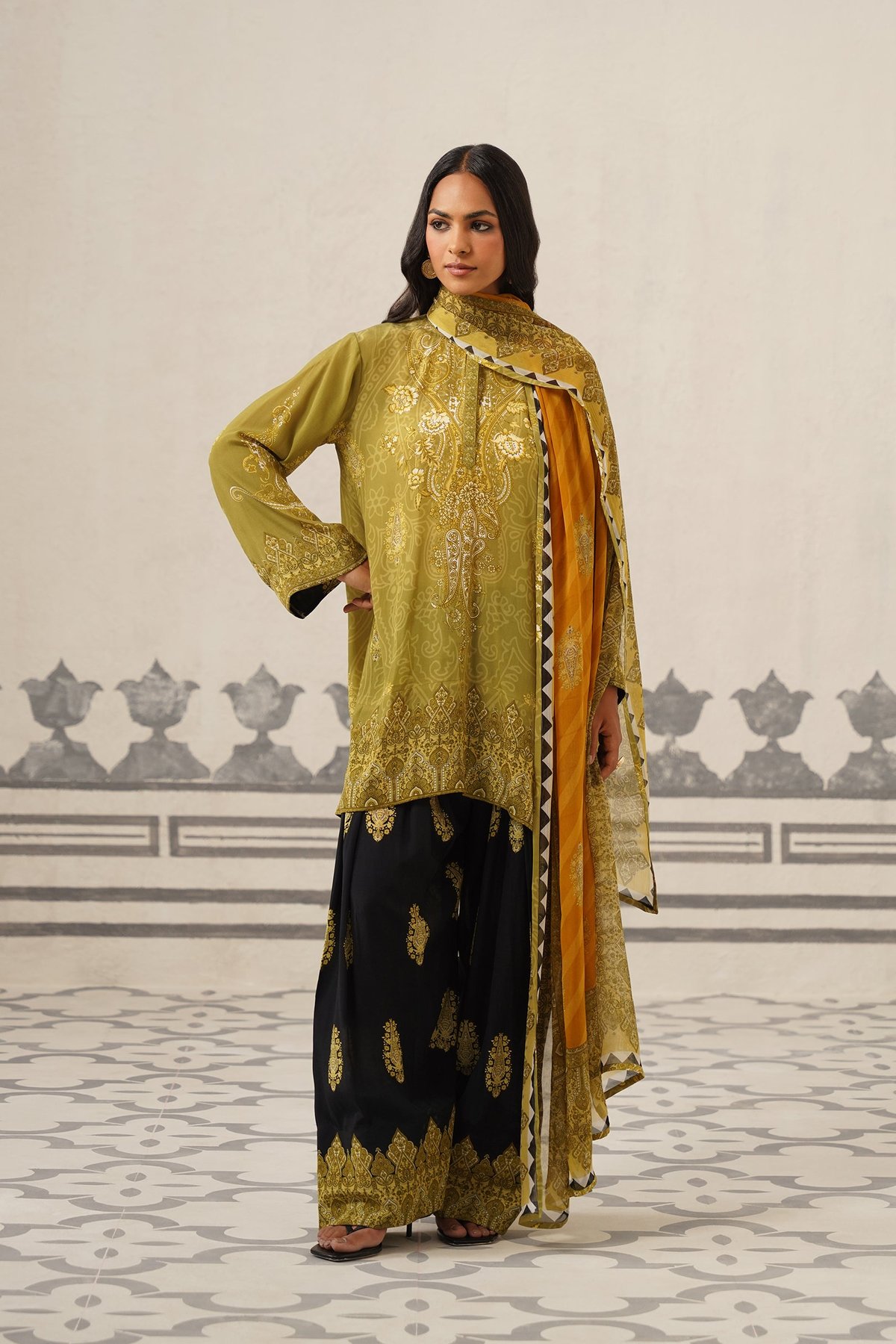 Mehal Crepe Printed Suit Set