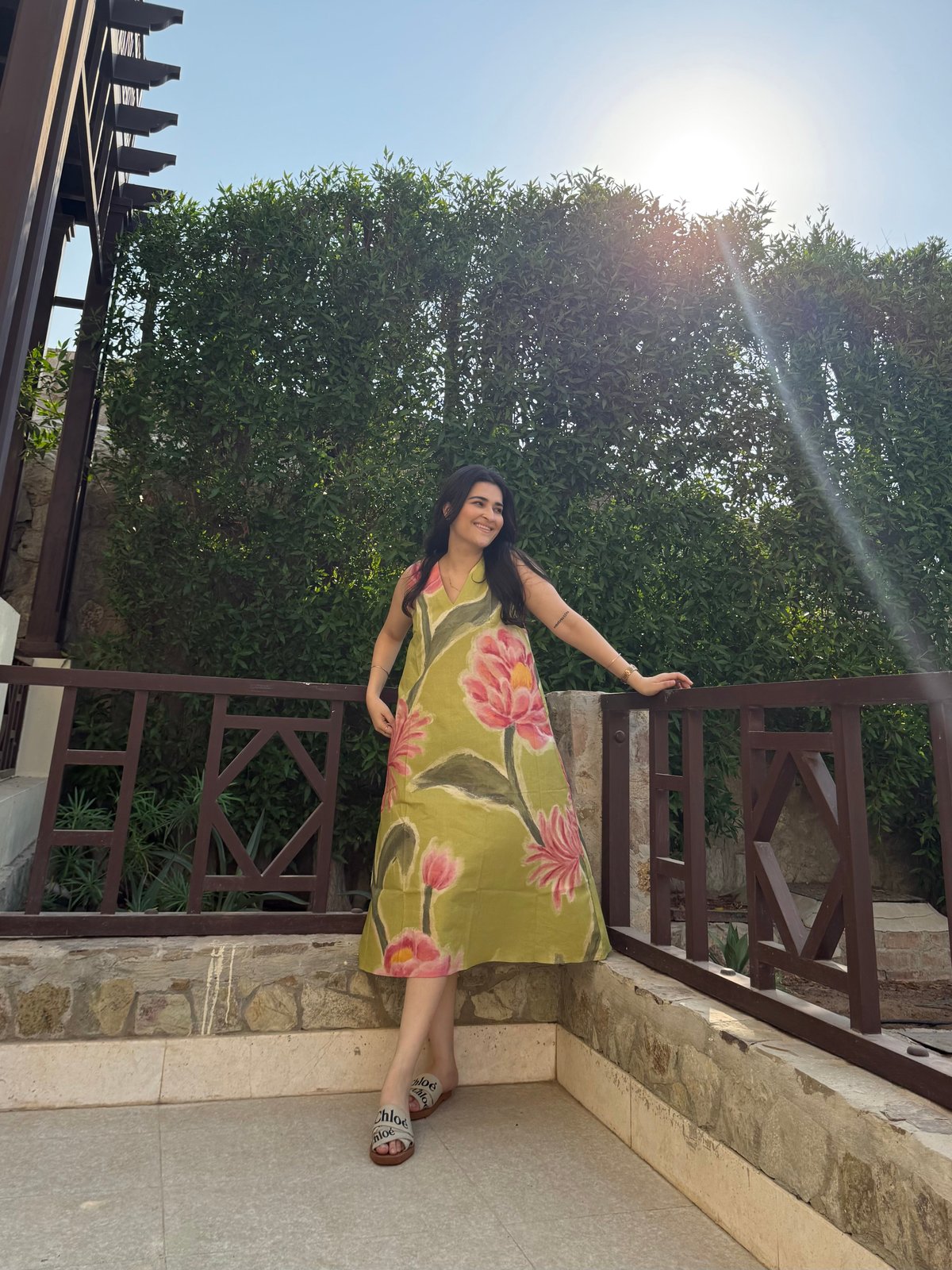 Olive Floral Printed Sleeveless Midi Dress With Pockets