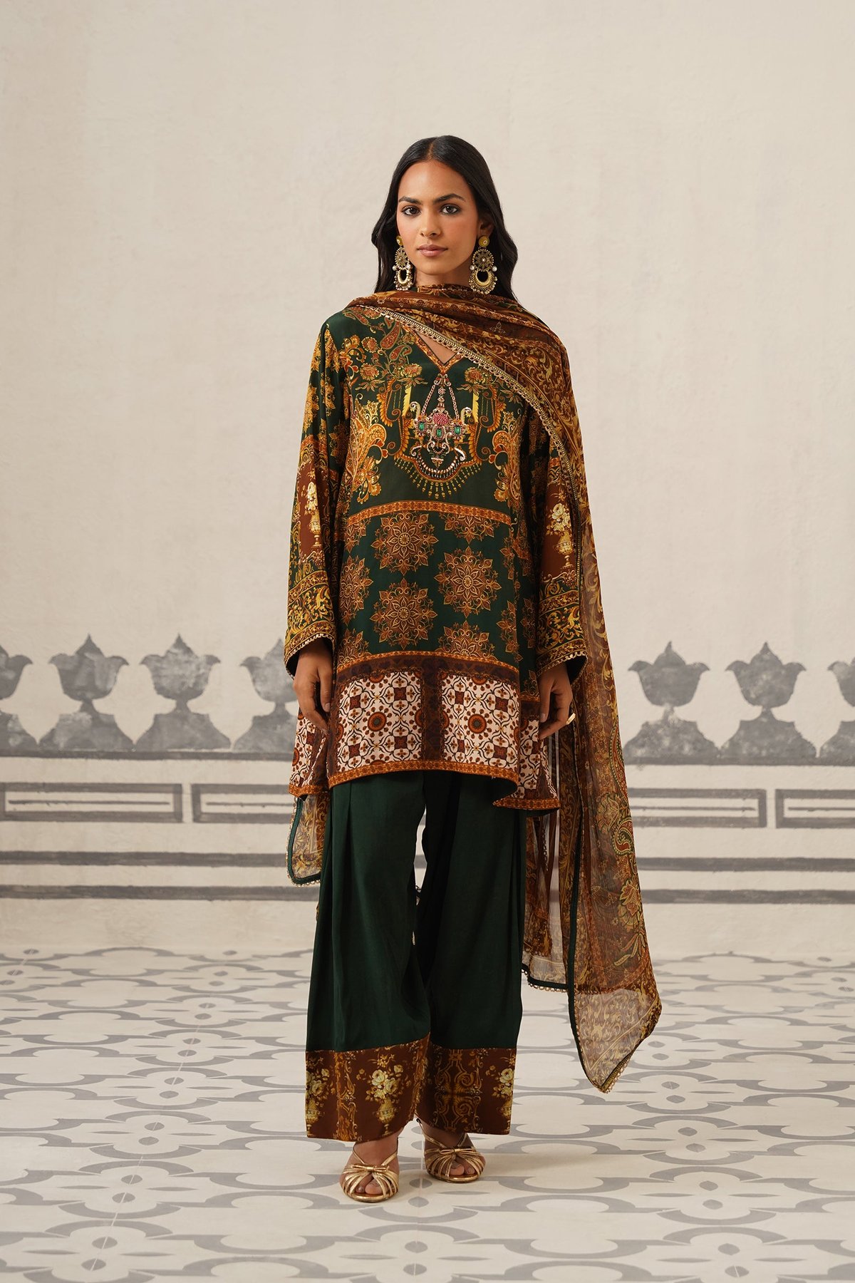 Arya Crepe Hand Embroidered Suit Set