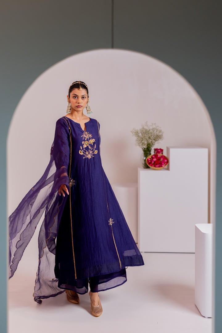 Ink Blue Chanderi Embroidered Kurta Set With Organza Dupatta