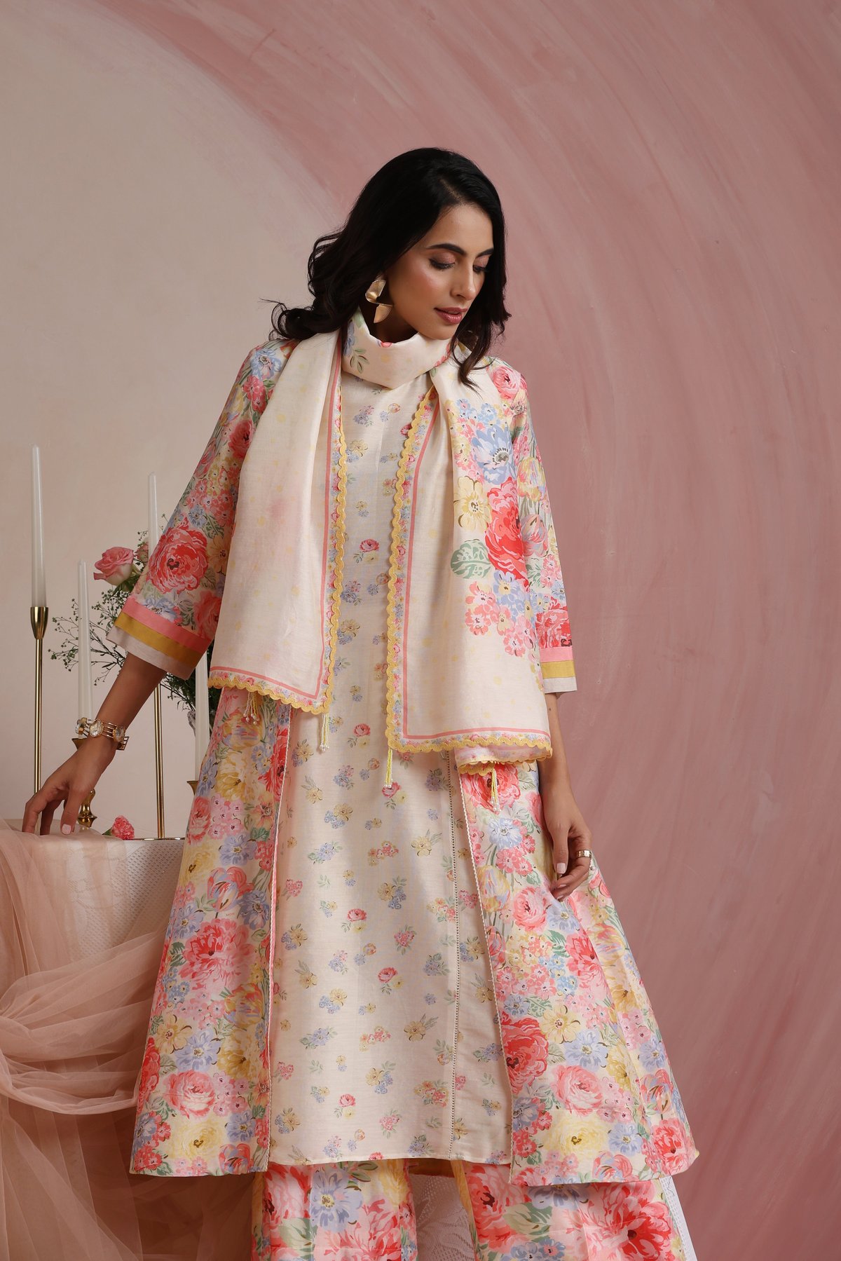 Rose Mahal Stole