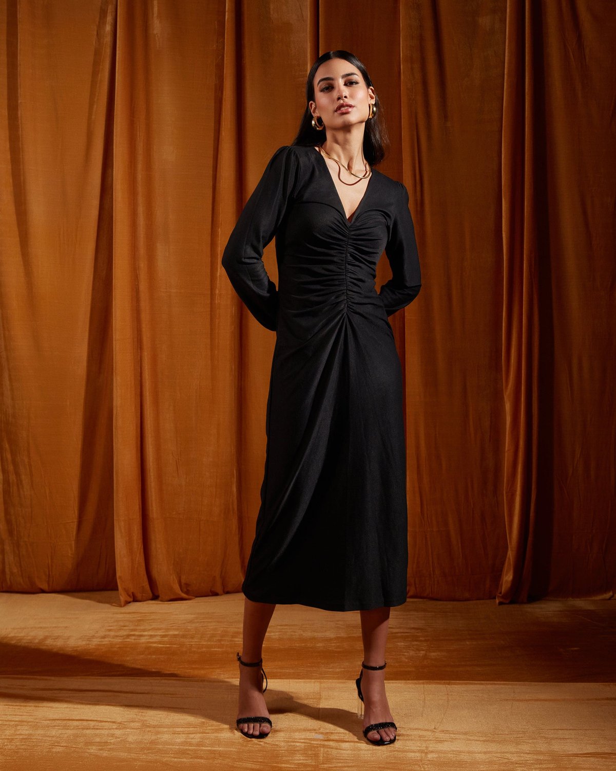 Black Ruched V-Neck Full Sleeve Midi Dress