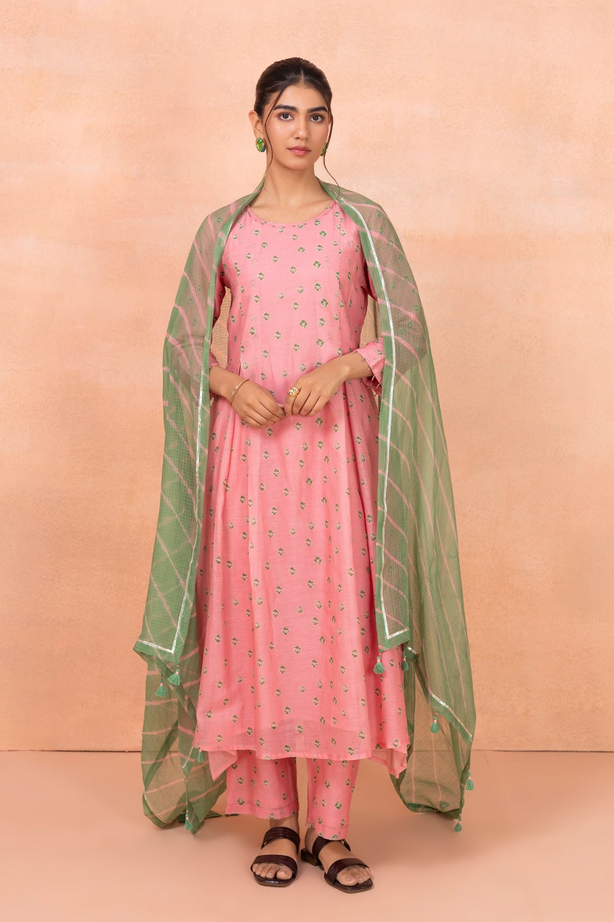 Cotton Bandhani Print kurta Set in Rani Pink