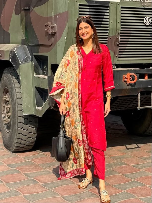Aahana Kumra Shubh Red Kalamkari Dupatta Set