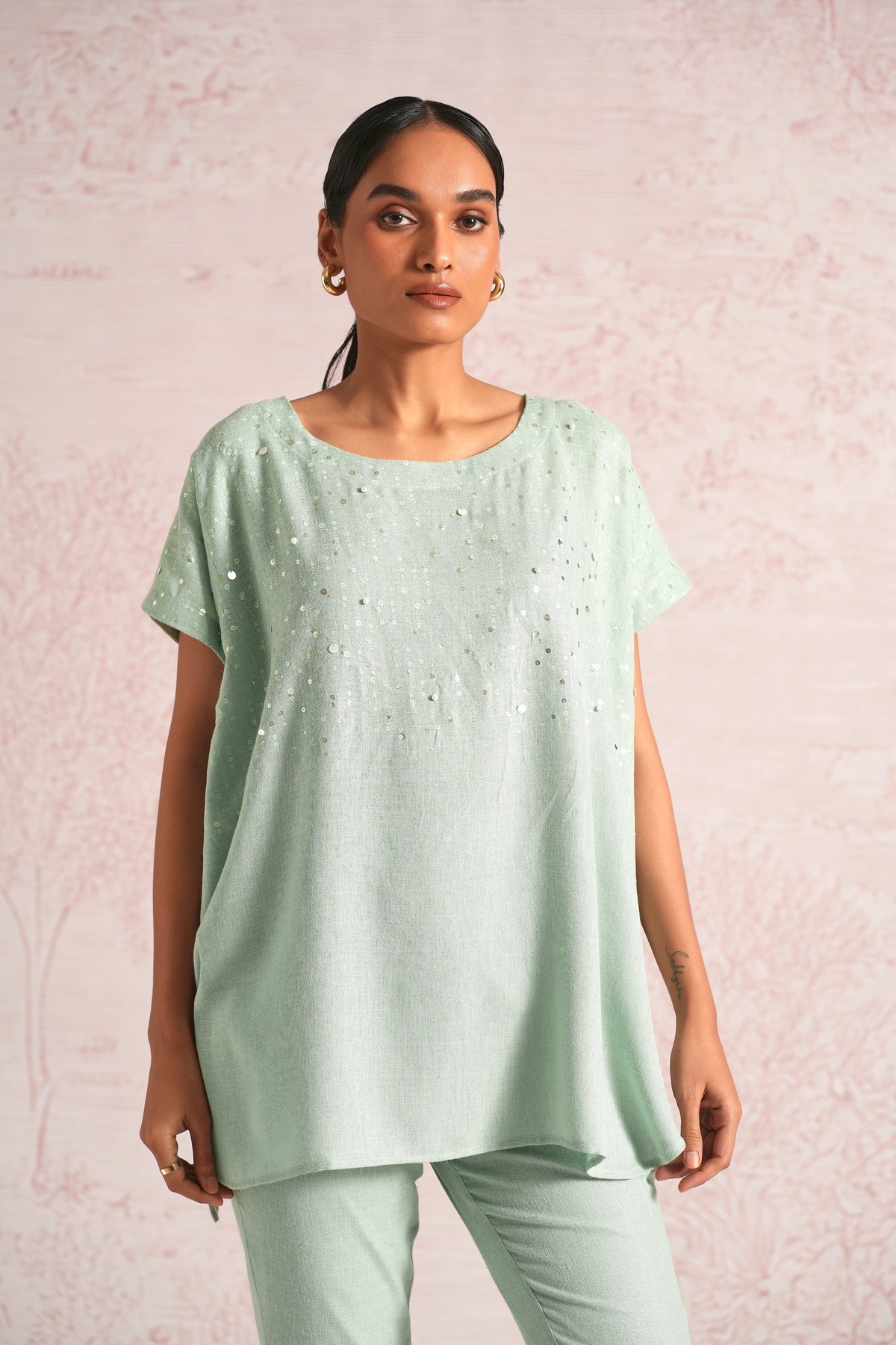 Shimmer Strings Square Top