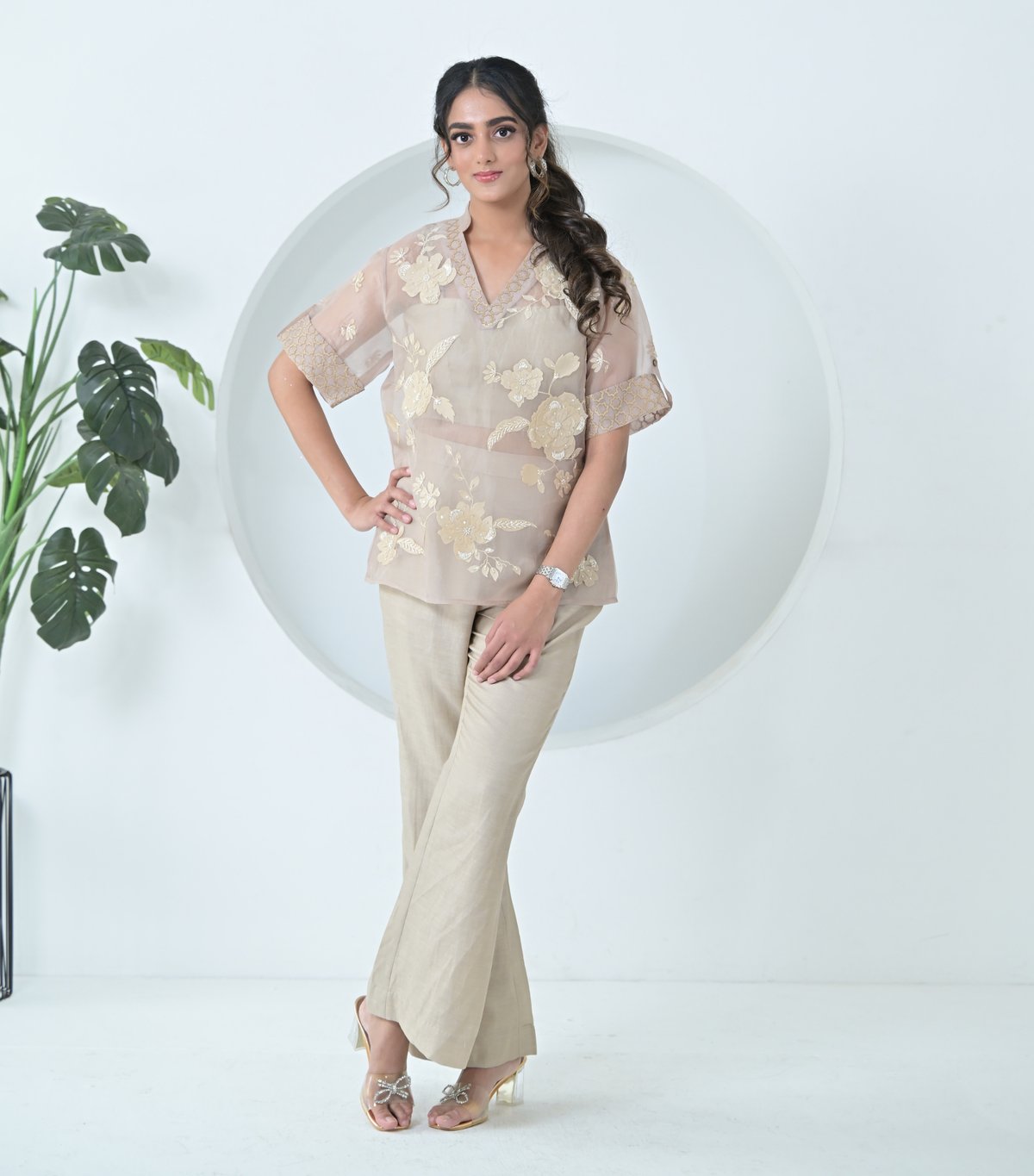 Pearl Petal With Jaali Border Top Coord Set
