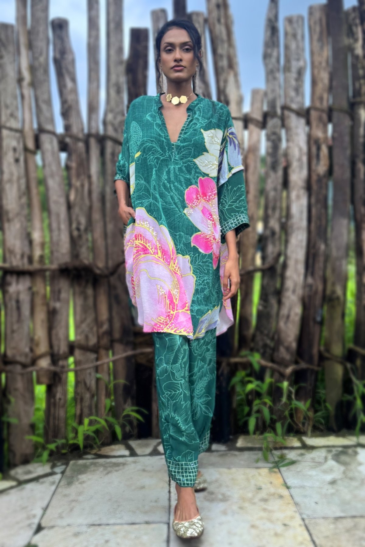 Bottle Green Printed V-Neck Kurta Set with Straight Pants