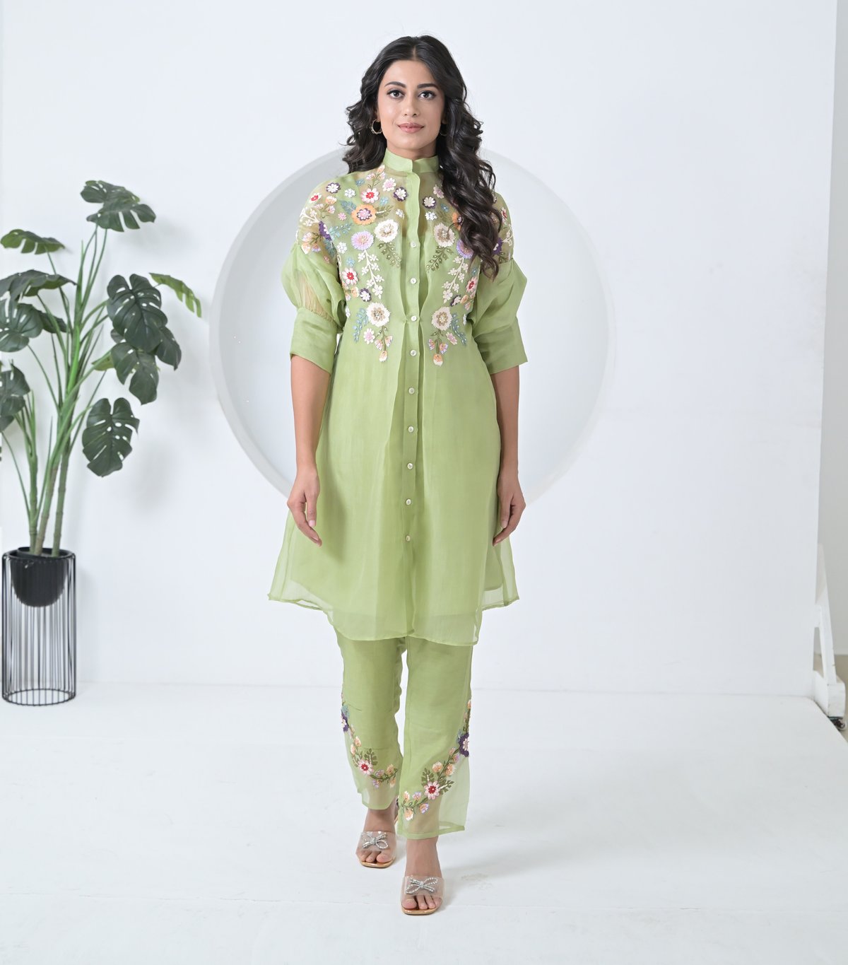 Phool-Patti Tunic Set With Embroidered Pants
