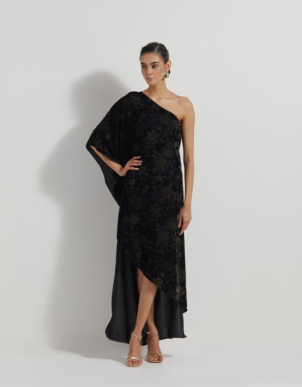 Black One-Shoulder Velvet High-Low Maxi Dress