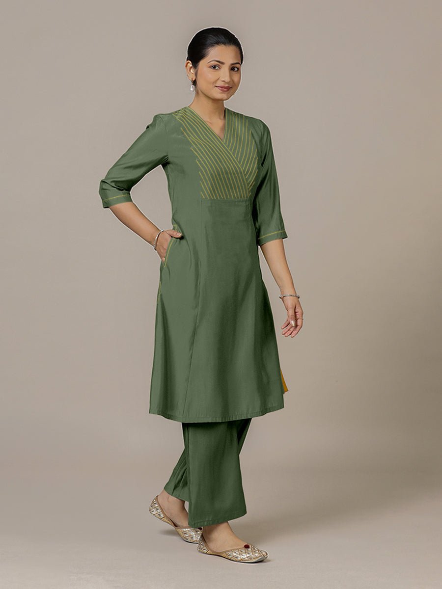 Piya Rozaana Kurta