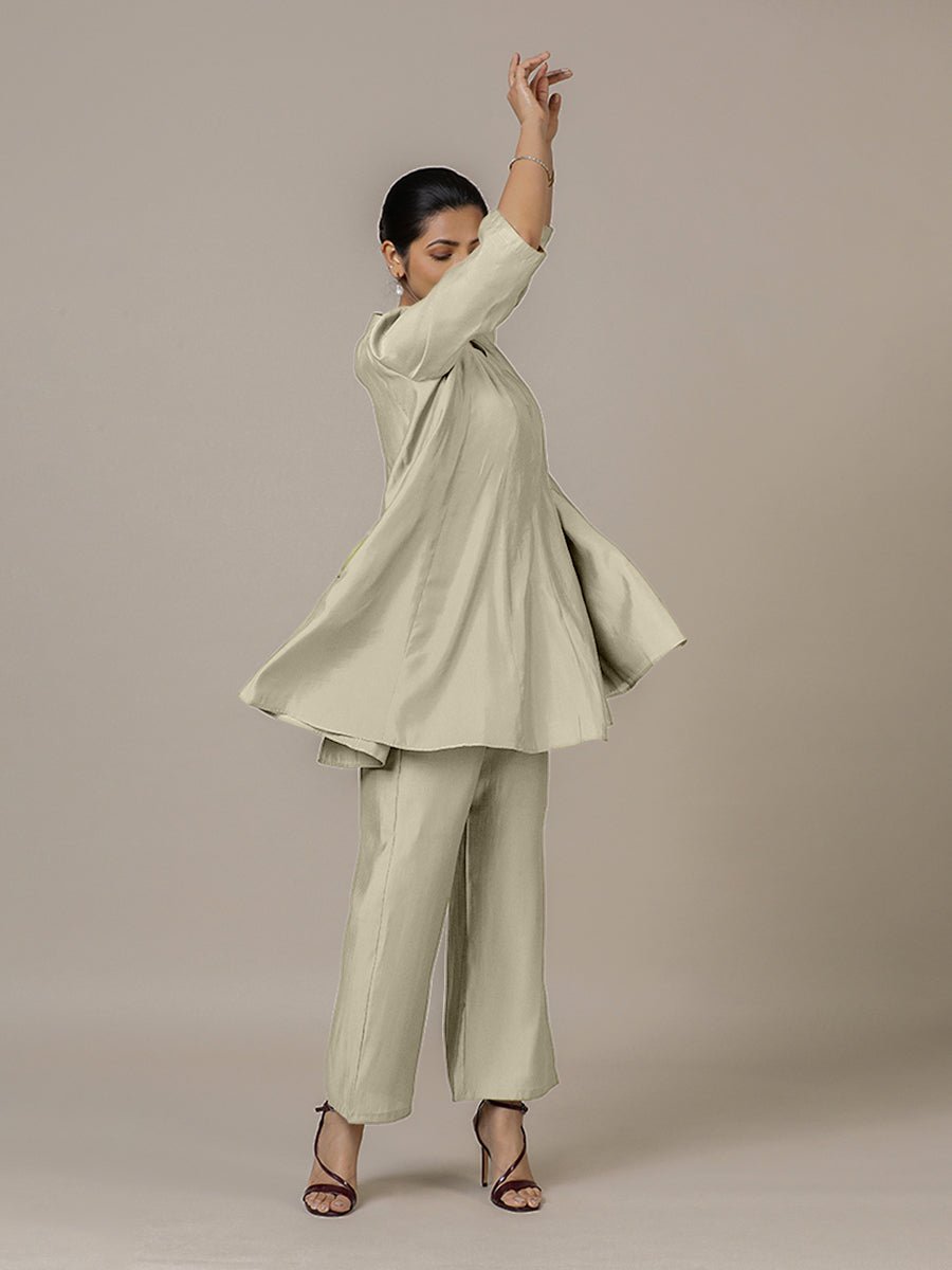 Tuhi Rozaana Kurta