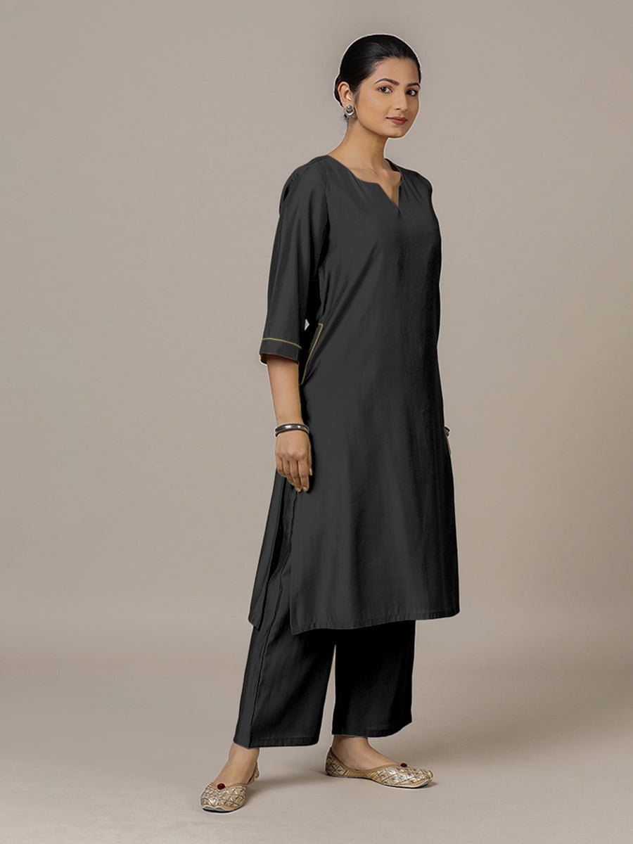 Sadaf Rozaana Kurta Set