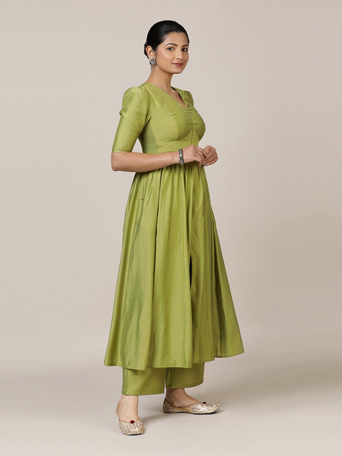 Faiza Rozaana Kurta
