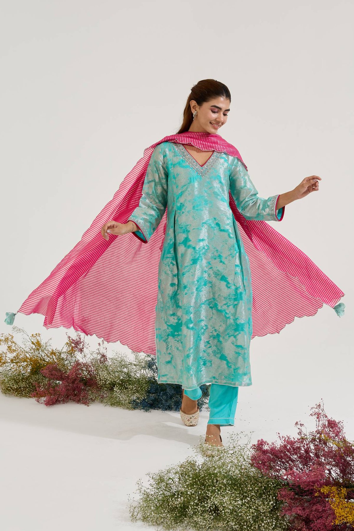 Fuchsia Zari Dupatta