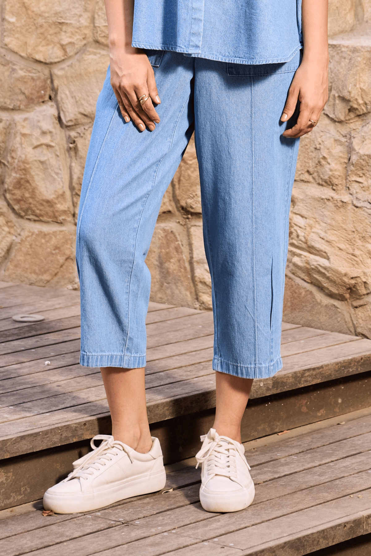 Light Wash High-Rise Relaxed Tapered Denim Trousers