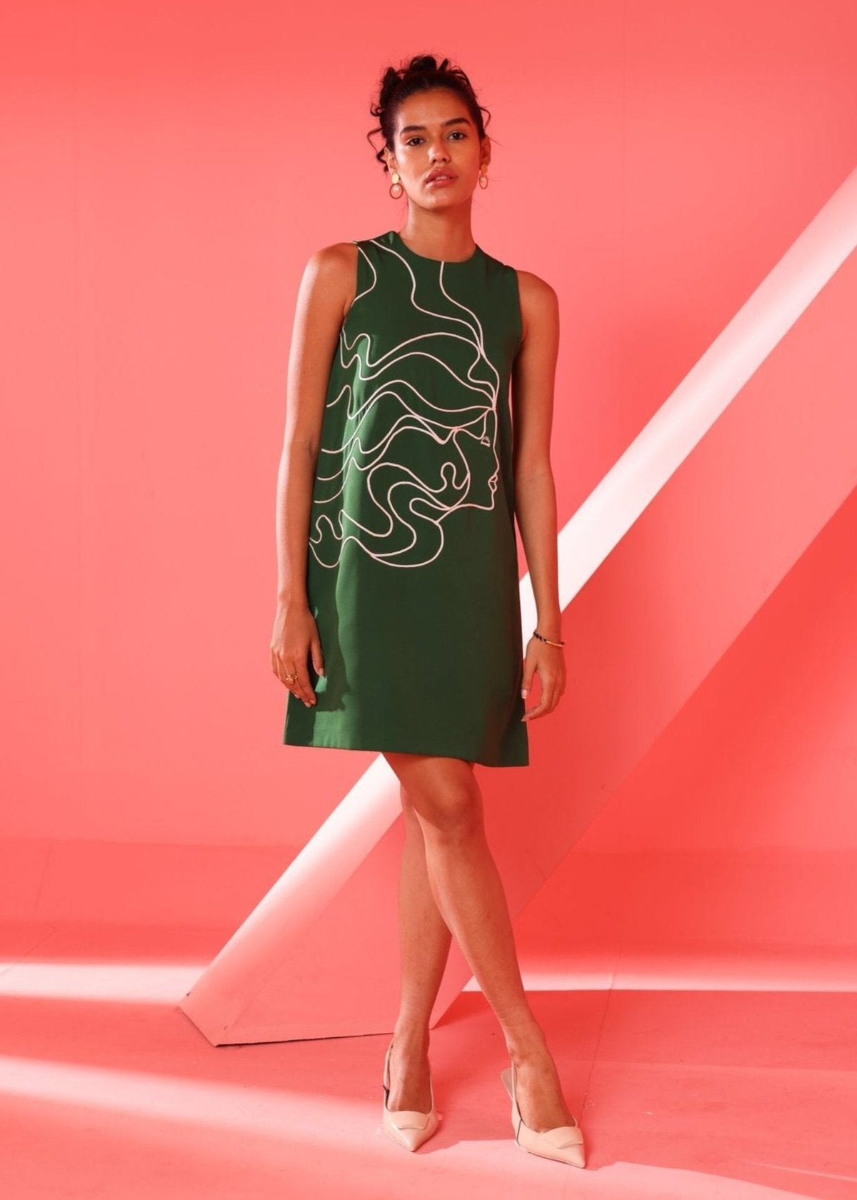 Face Dress